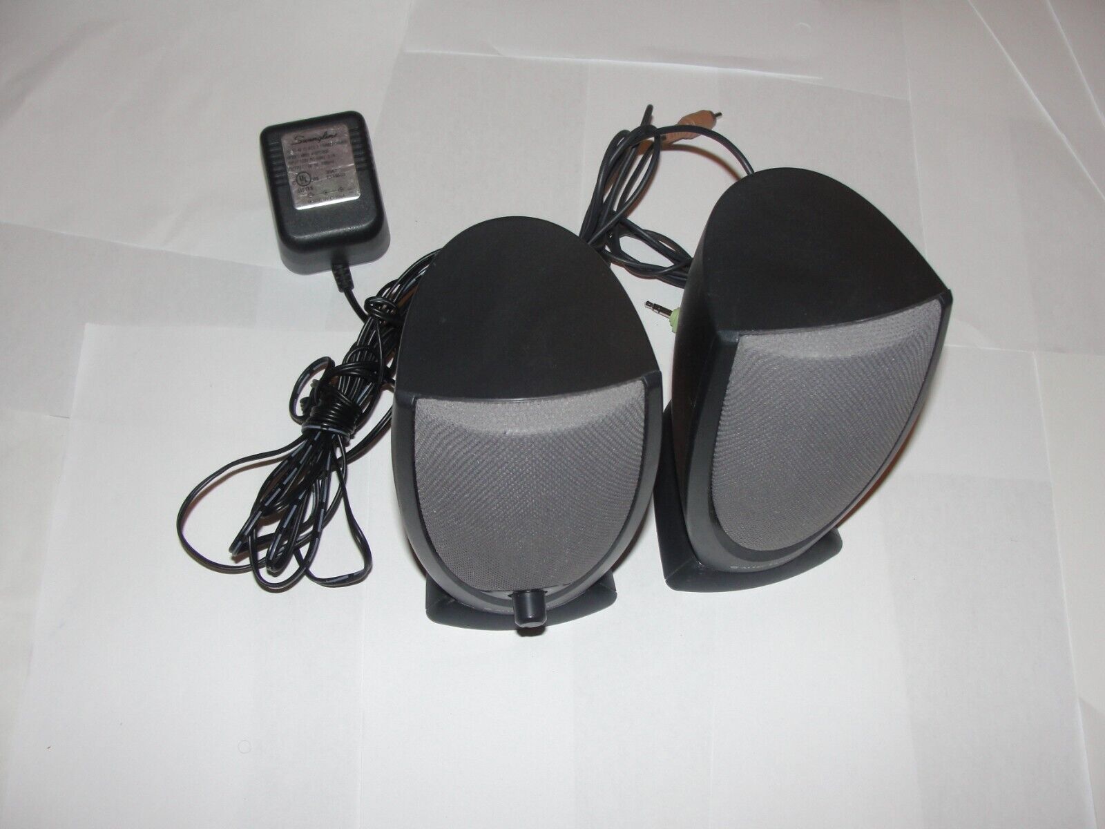 Genuine Altec Lansing ADA215 2-Pc Computer Speakers (FREE SHIPPING)
