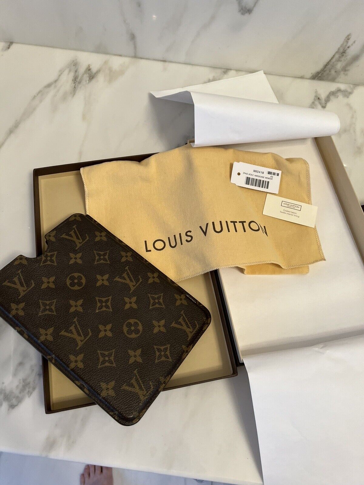 Authentic Louis Vuitton iPad Mini Monogram Canvas Case M60418 Dust Bag Box