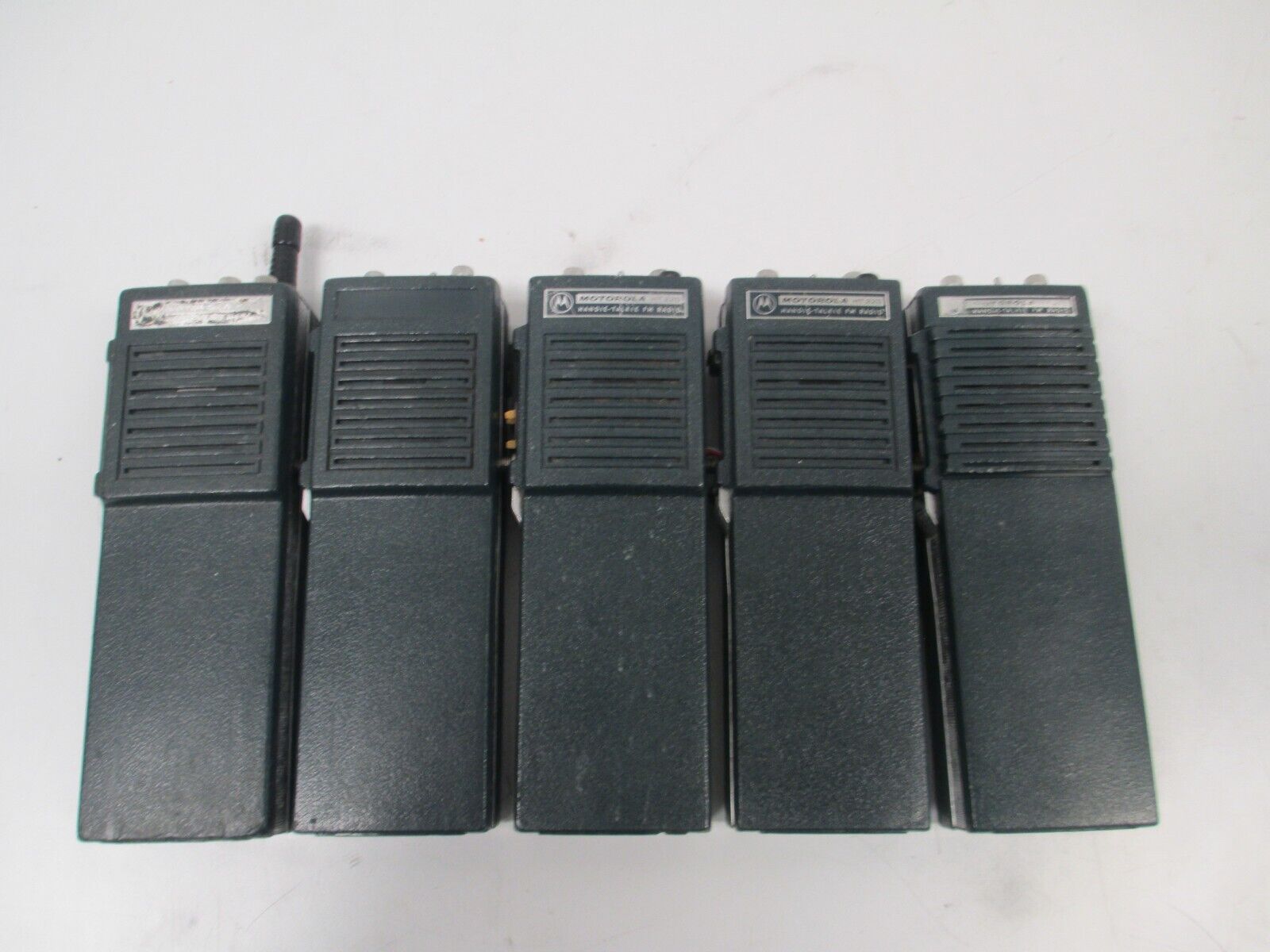 Lot of 5 Vintage Motorola HT220 Handie-Talkie FM 2-Way Radios