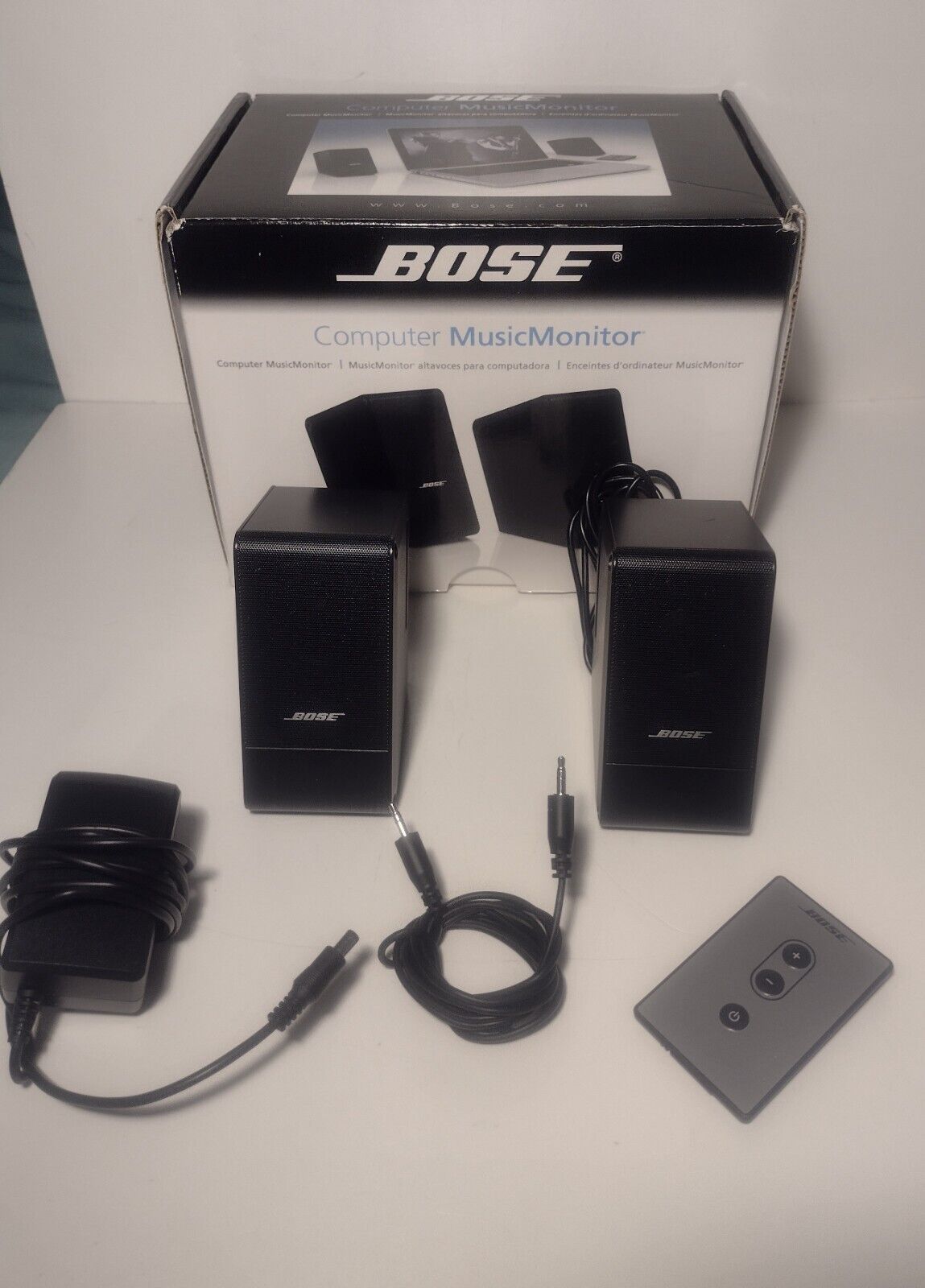 Bose Computer MusicMonitor Computer Speakers Desktop PC Black  NEW OPEN BOX