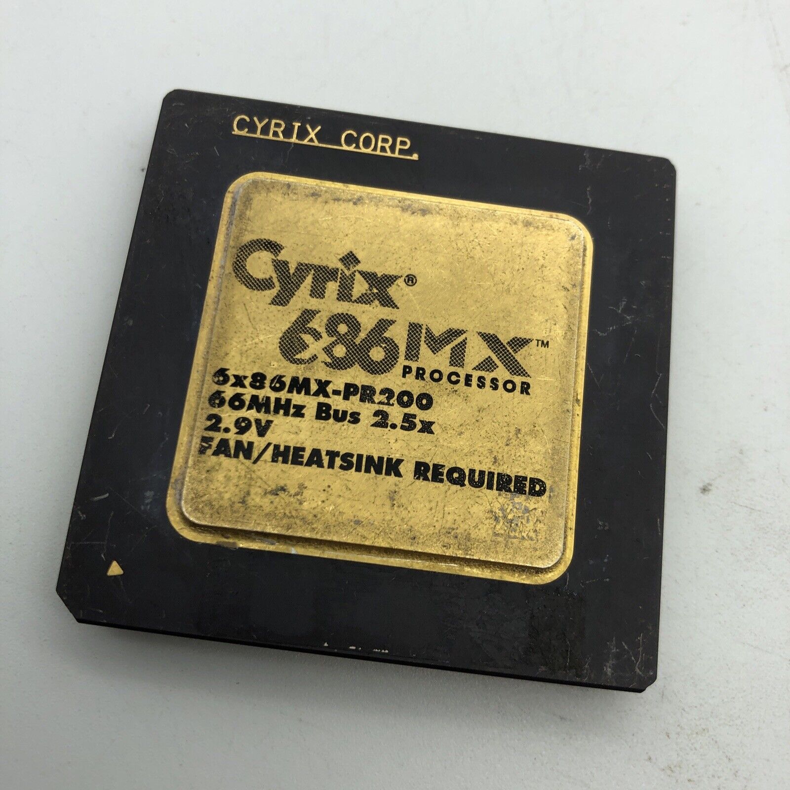 Cyrix 6x86MX PR200 2.5 x 66mhz 2.9v Vintage GOLD Processor *Curved Pins