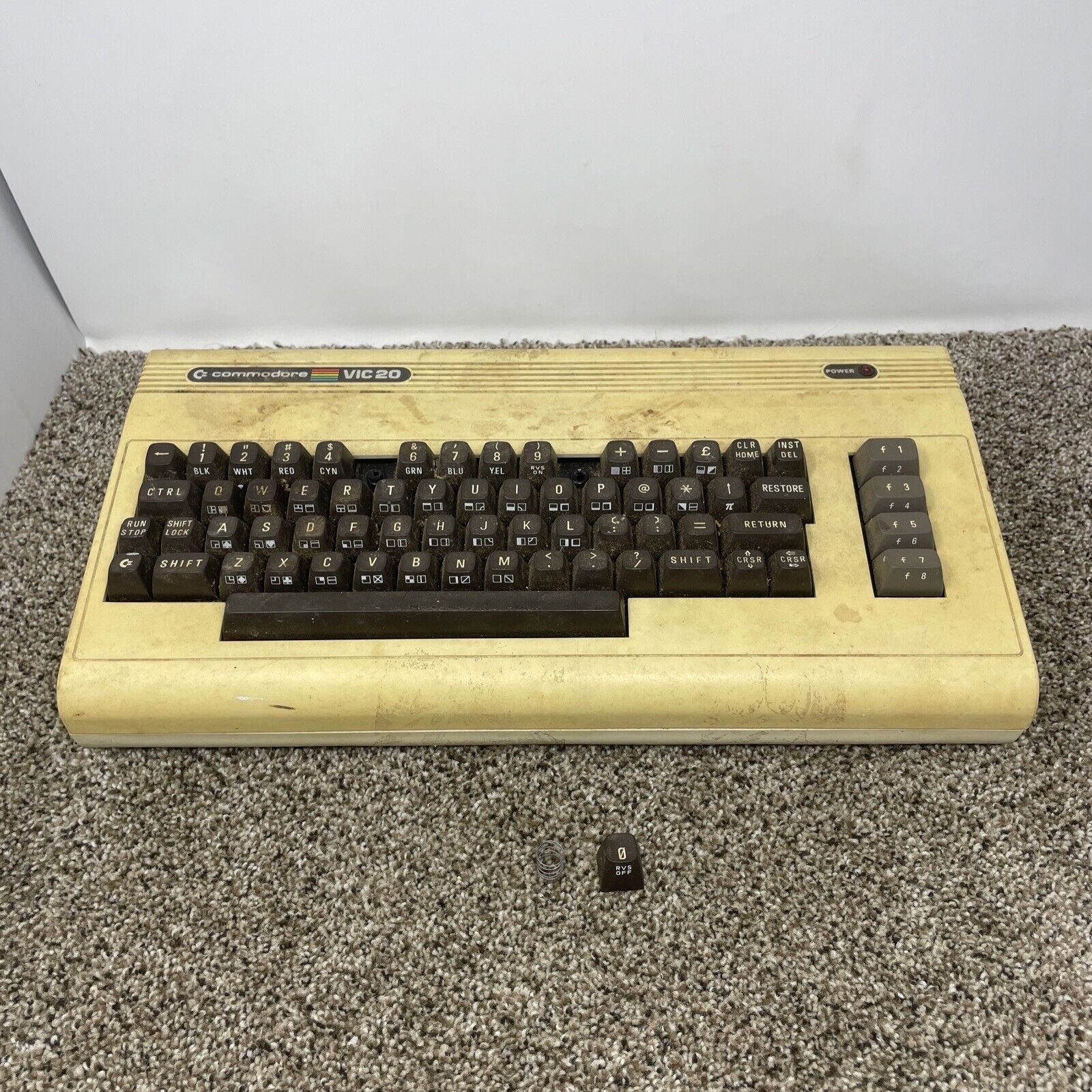 Commodore VIC 20 Personal Computer parts or repair Black Screen RESTORATION