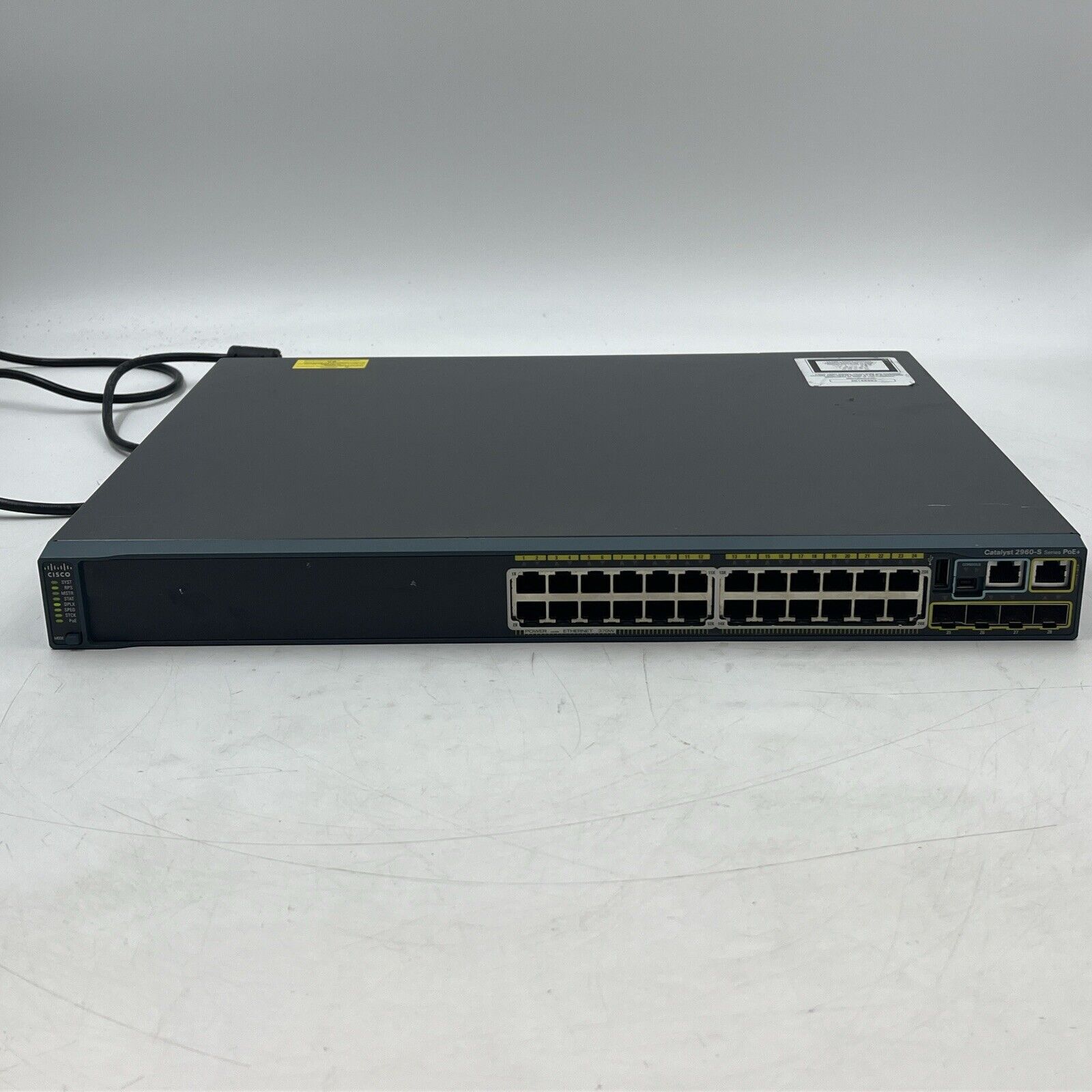 WS-C2960S-24PS-L V04 Cisco Catalyst PoE+ 24 Port 4x SFP Gigabit Ethernet Switch