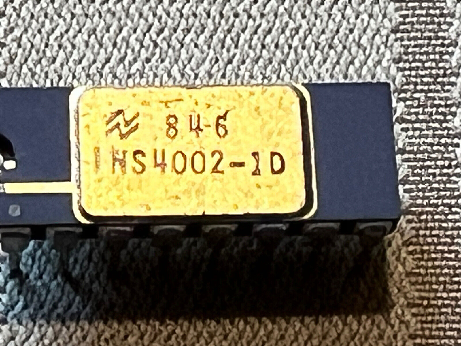 National Semiconductor INS4002-1D Vintage Ceramic Gold 16-DIP