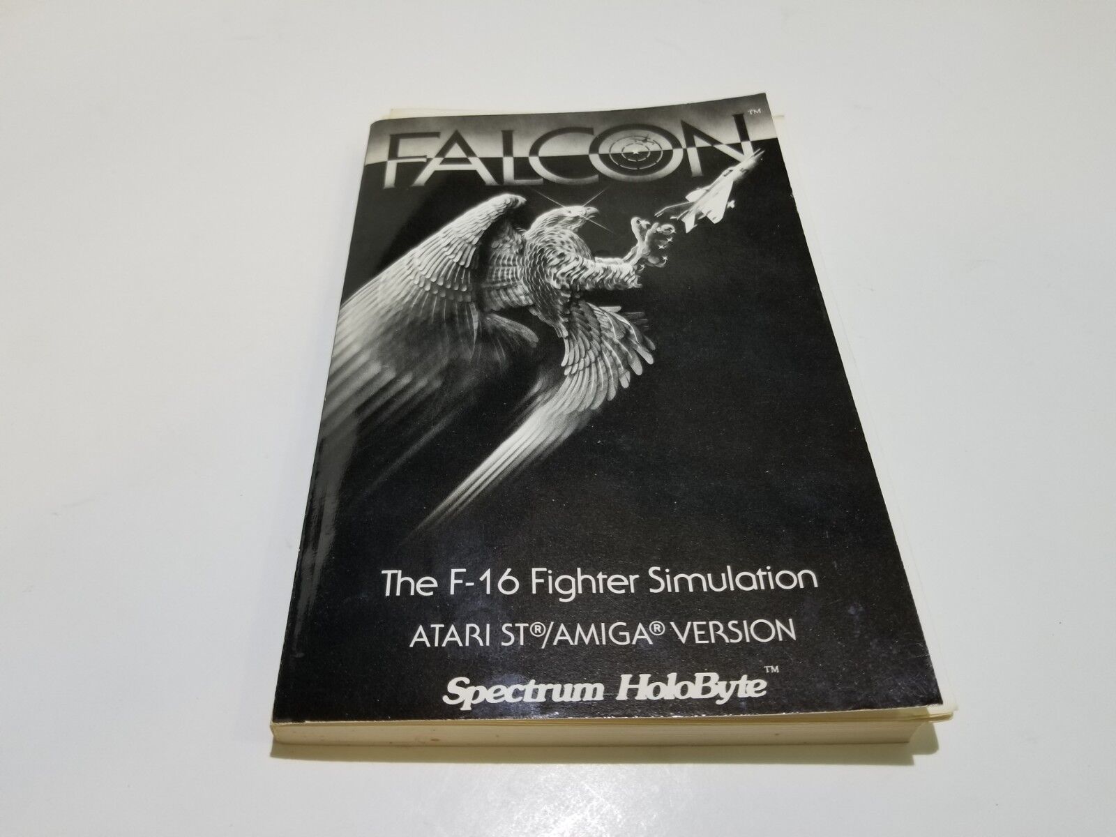 Falcon The F-16 Fighter Simulation Manual Atari ST/Amiga Version 