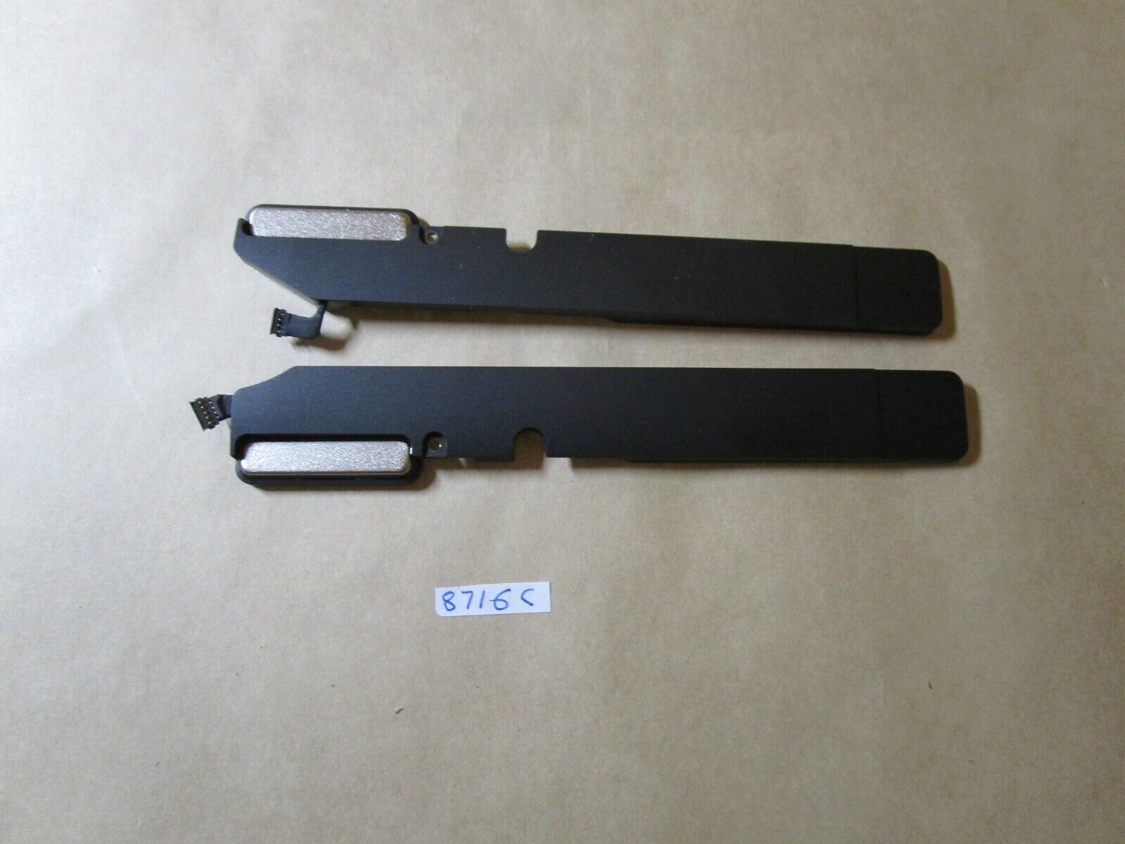 Speaker Pair Left Right for MacBook Air 13 Retina Early 2020 A2179 923-03988