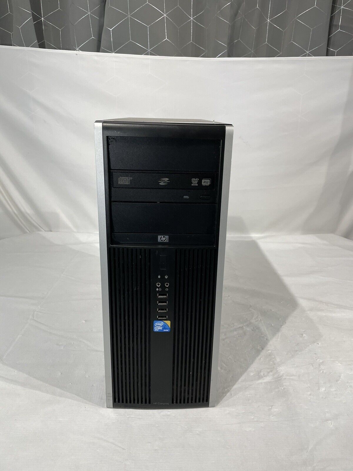 HP Compaq 8000 Elite CMT Intel 2 Duo E8400 @3.0GHz 4GB RAM No HDD/OS