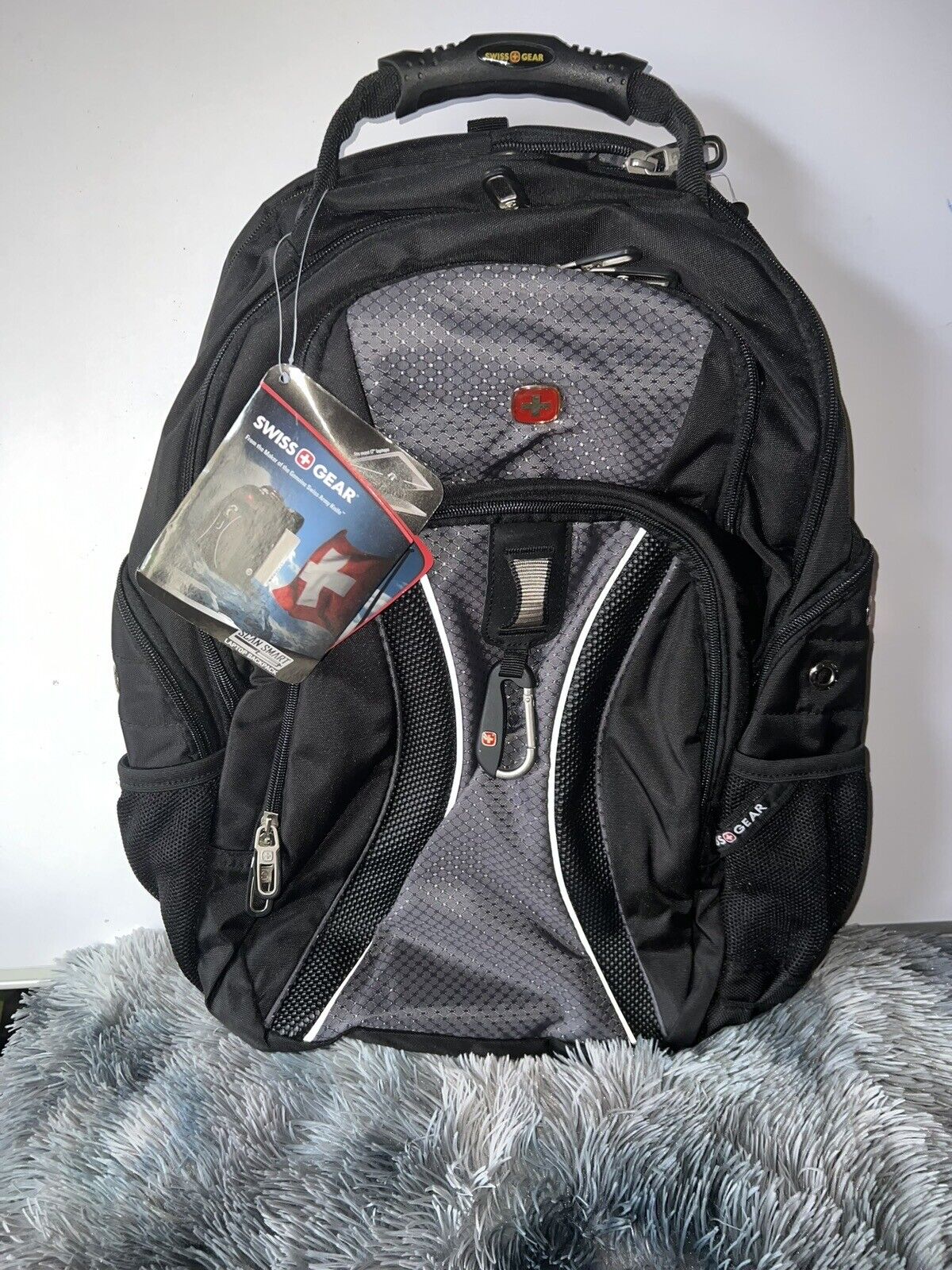 swiss gear backpack 17 laptop 1270
