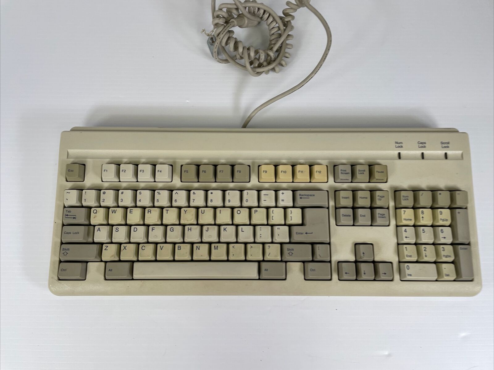 Vintage PC Maxi Switch Inc 2192004 Keyboard  - Working