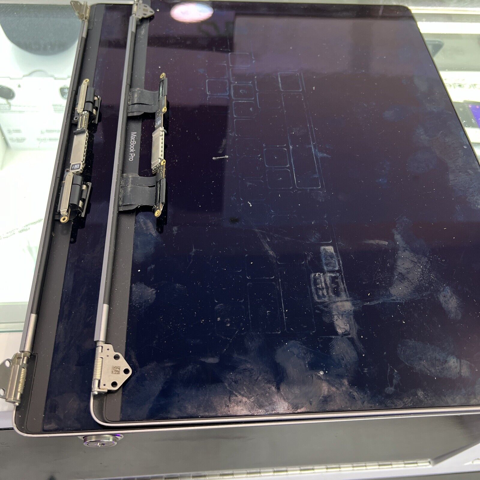 READ Lot of 2 OEM MacBook Pro 15 A1990 LCD Screen BROKEN- Space Gray