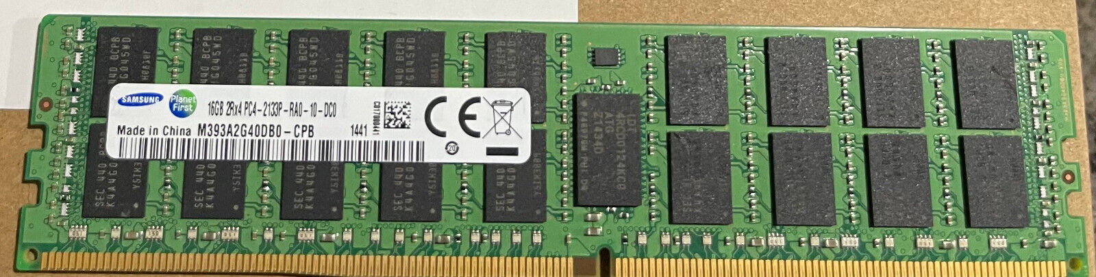 SAMSUNG M393A2G40DB0-CPB 16GB 2Rx4 PC4-2133P-R 1.2V DDR4 MEMORY MODULE (1x16GB)