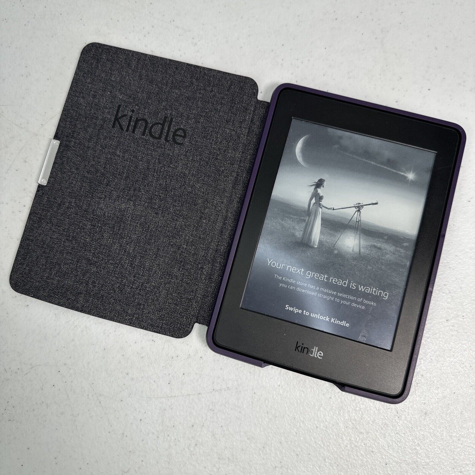 Amazon Kindle Paperwhite 7th Generation, 3GB, Wi-Fi, DP75SDI Bundle With Case