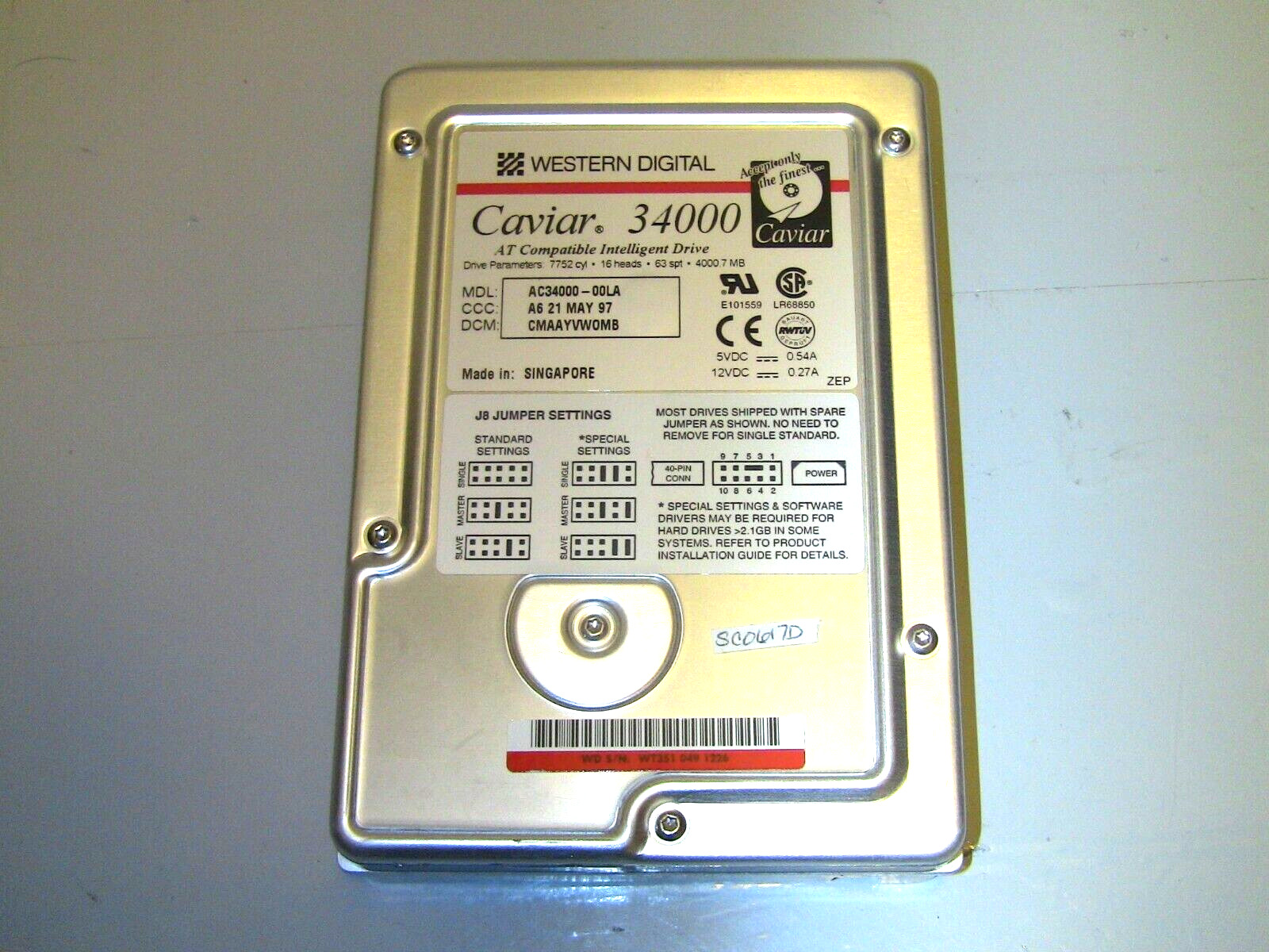 Western Digital Caviar 34000 40GB IDE Hard Drive AC34000-00LA CMAAYVW0MB