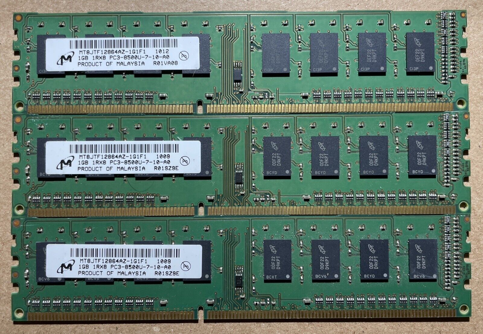 3x MICRON MT8JTF12864AZ-1G1F1 PC3-8500U DDR3 1066 1GB 1Rx8 NON-ECC FOR DESKTOP