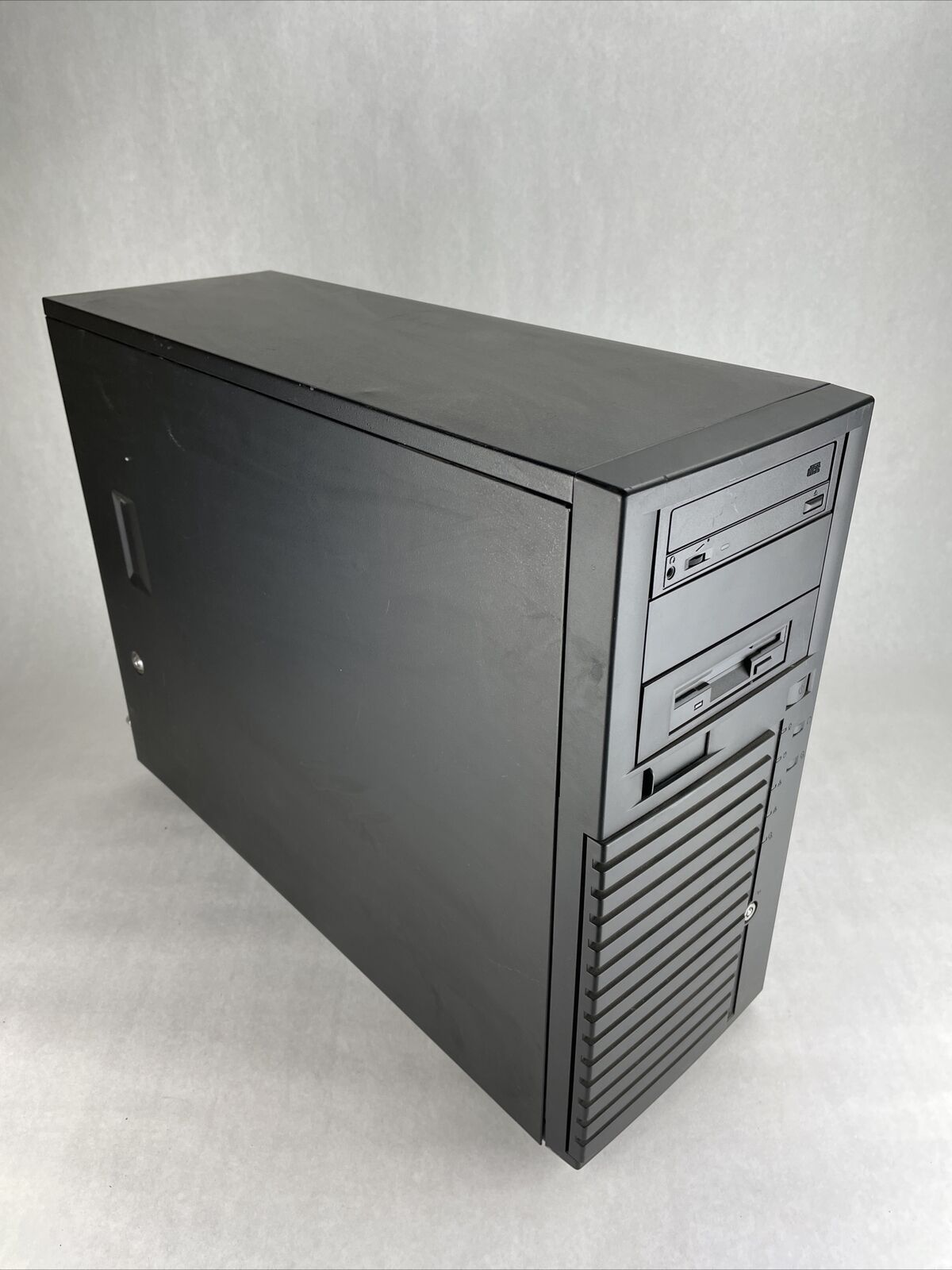 Chenbro SR209 Server Chassis Case No Power Supply