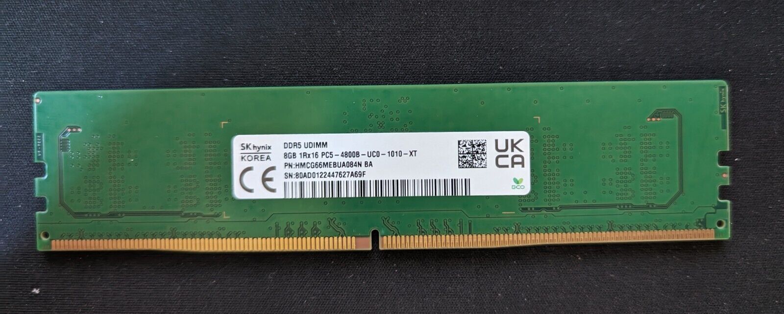 SK hynix 8GB UDimm DDR5-4800B PC5-38400 1Rx16 Non-ECC 1.1V HMCG66MEBUA081N