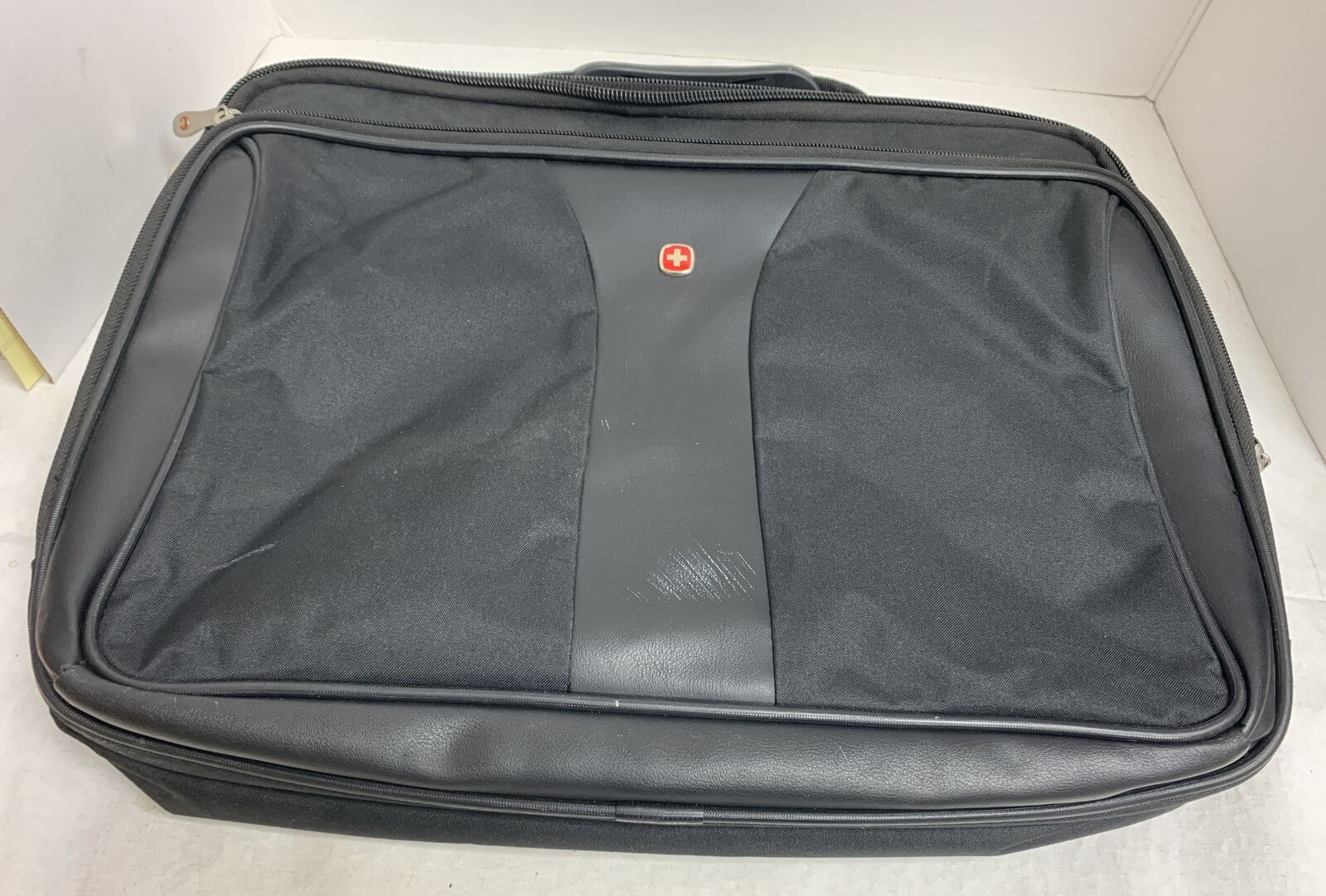 Vintage Wenger Swiss Army Laptop Computer Case Shoulder Bag Carry-on Briefcase