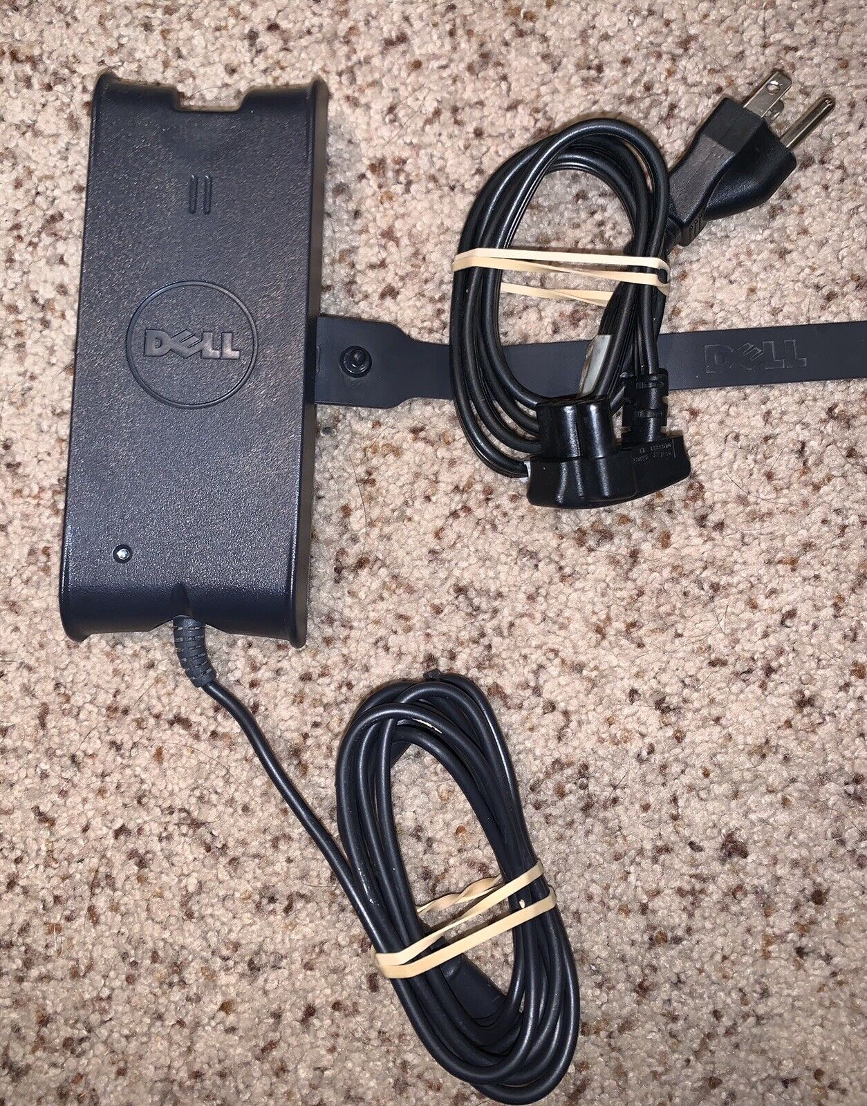 Genuine Dell Laptop Power Adapter Charger PA-1900-02D2 U7809