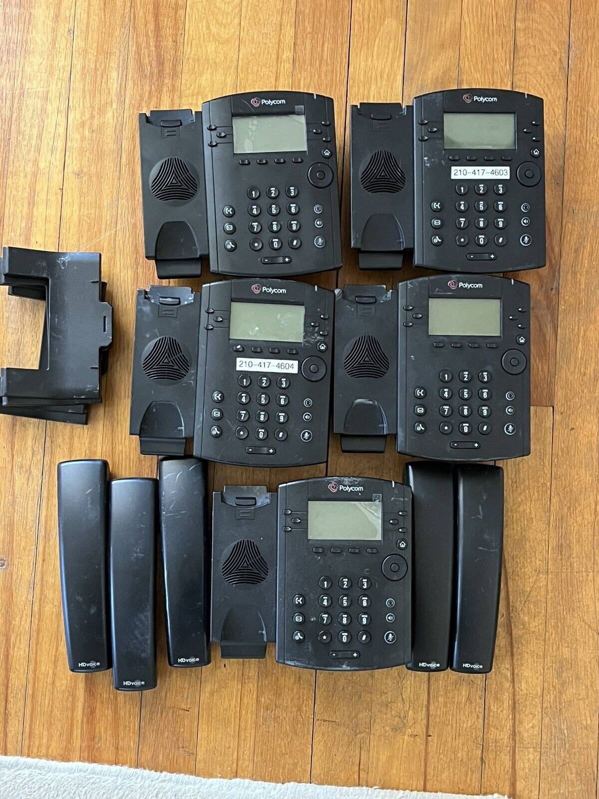 Lot Of 5 POLYCOM VVX 300 VoIP Desktop Business Phones