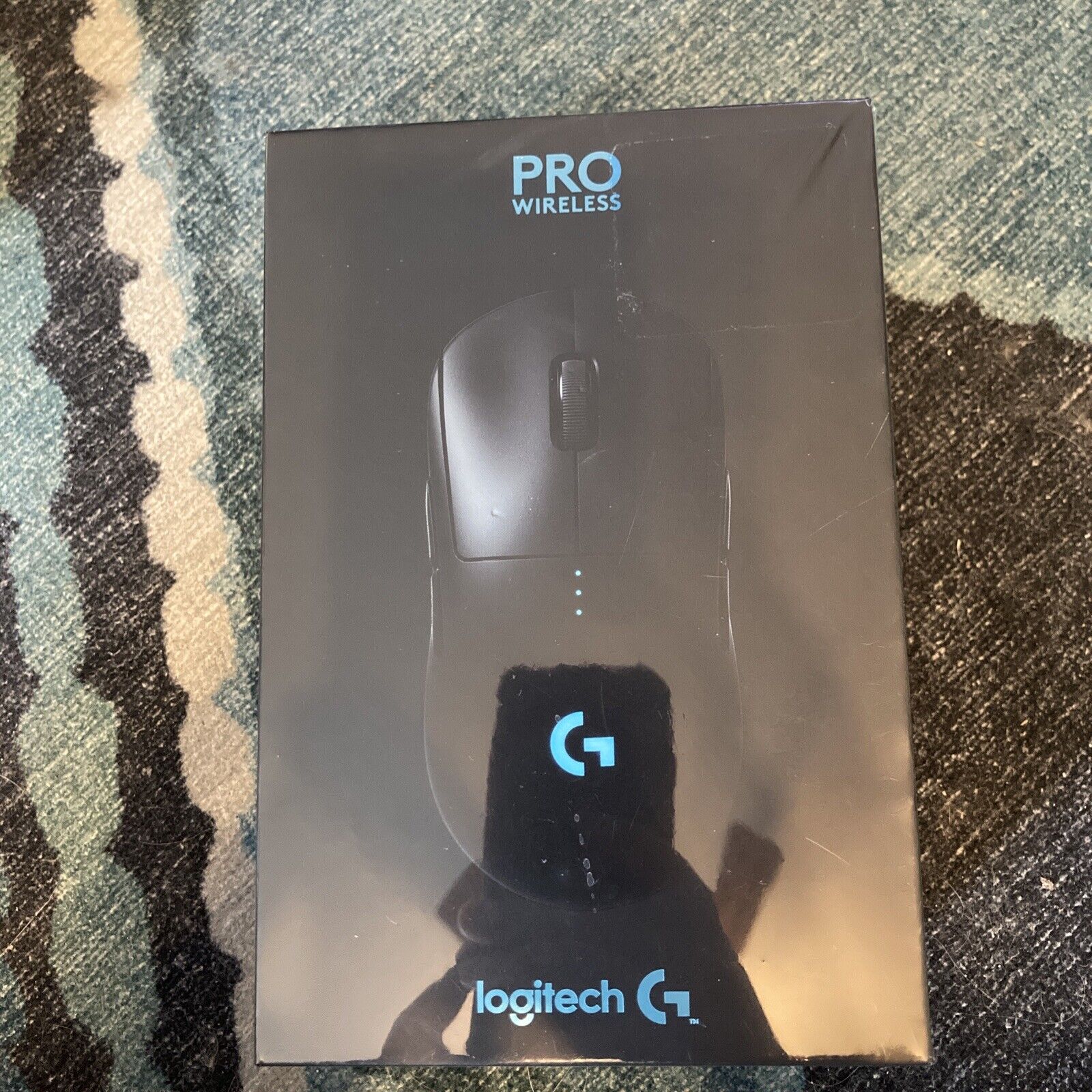 NEW Logitech Pro (910-005270) - Wireless Gaming Mouse - Black