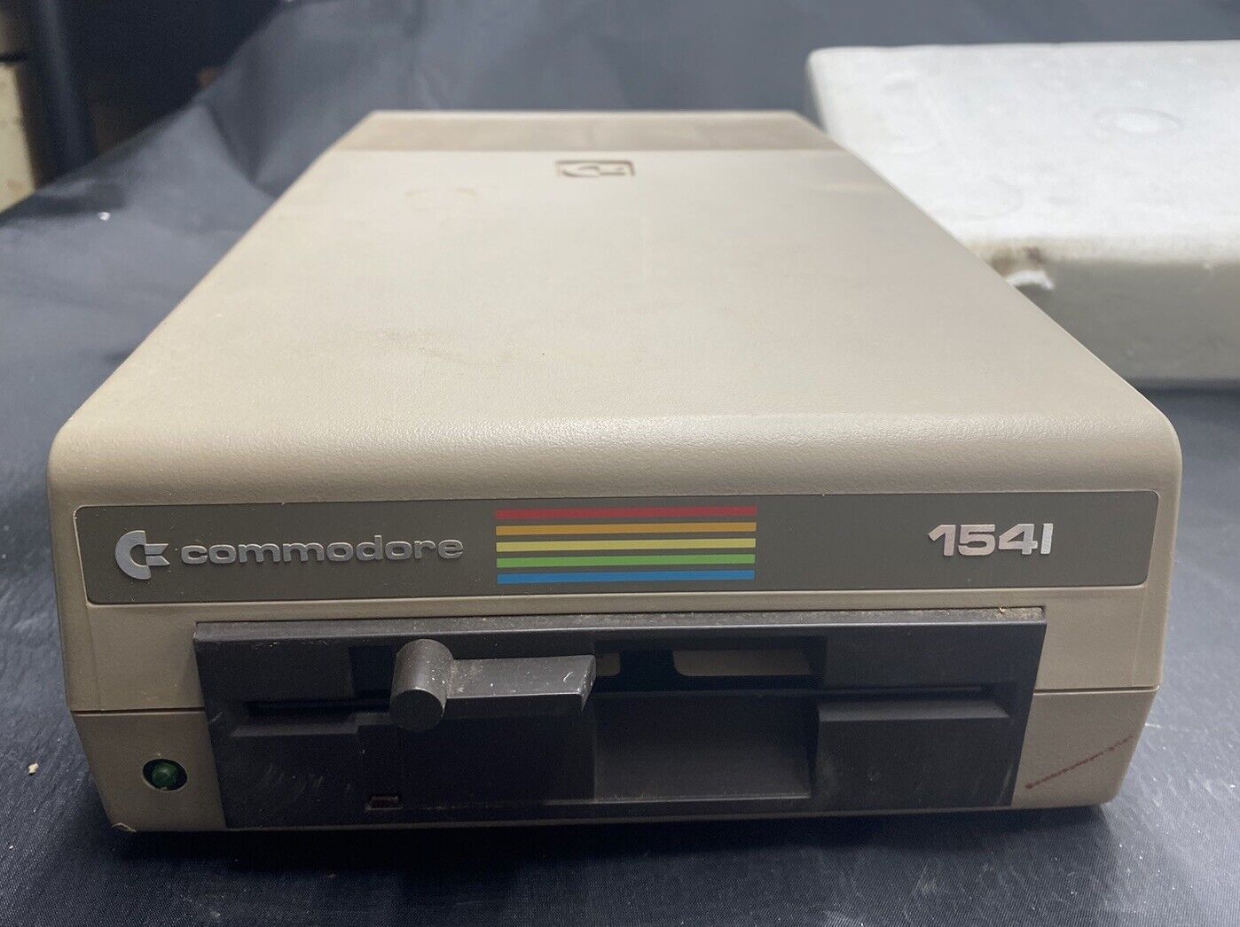 Commodore 1541 Single Drive Floppy Disk Vintage No Power Cord As-isMade In Japan