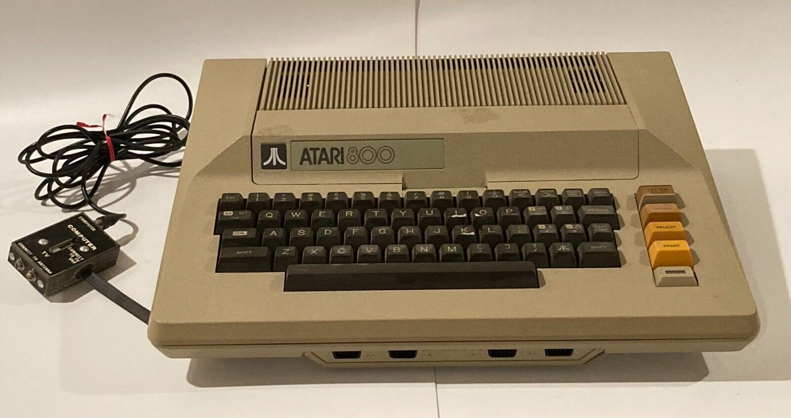 Atari 800 Home Computer with 410 Program Recorder and Manual USED READ BCL