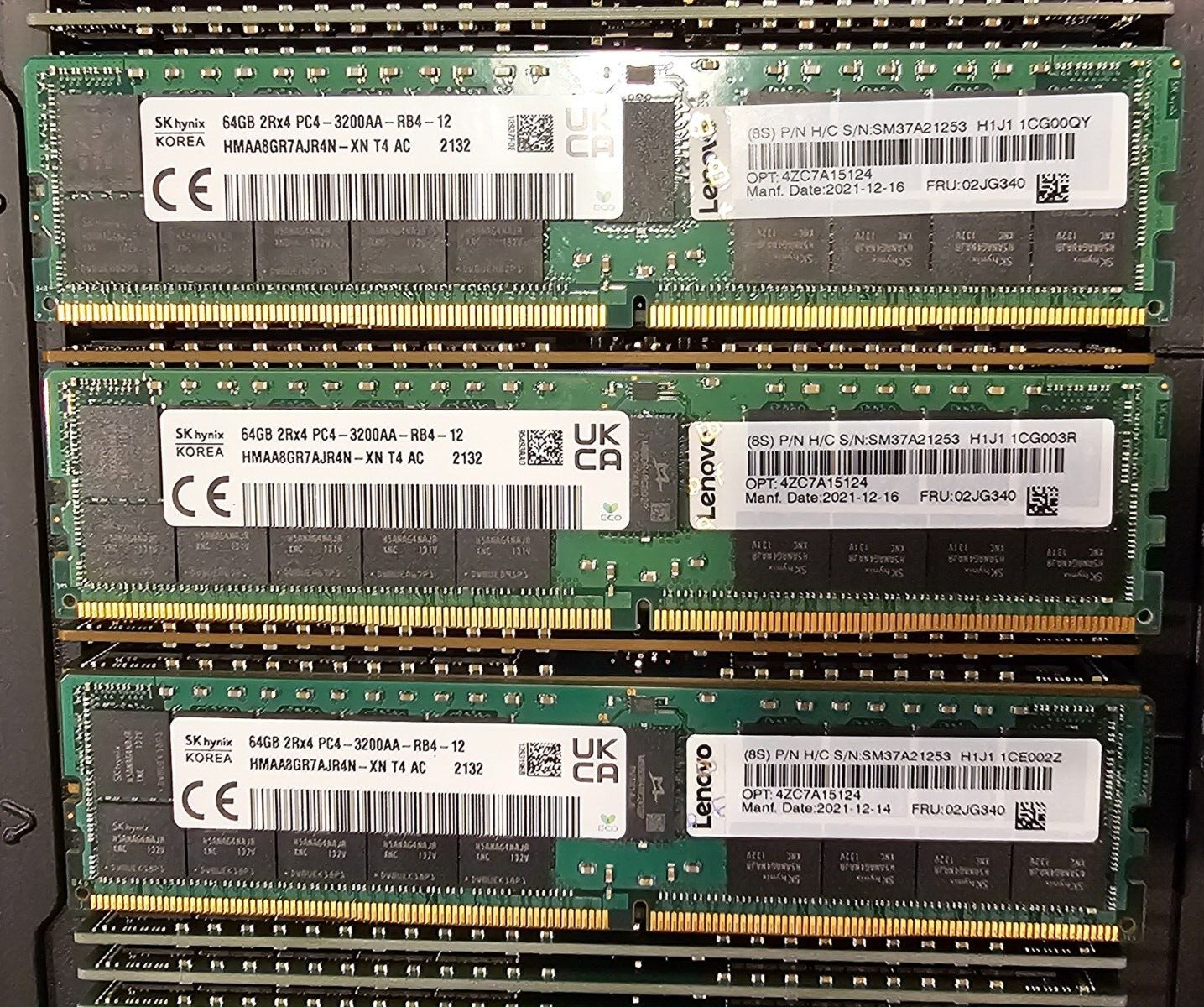 1X 64GB PC4-3200AA 2Rx4 Lenovo 02JG340 Hynix HMAA8GR7AJR4N-XN 25600 ECC REG DDR4
