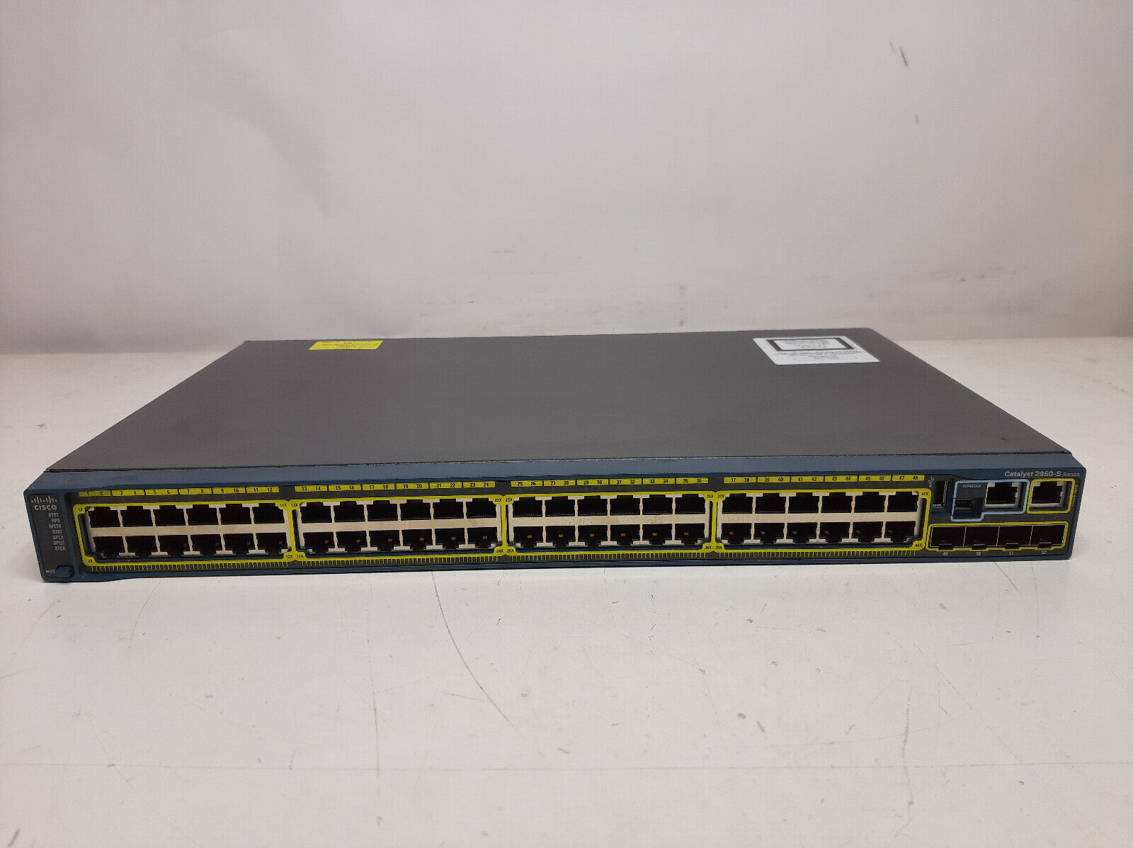 Cisco Catalyst 2960S 48 Port Gigabit Switch IOS 15.0 LAN Base WS-C2960S-48TS-L