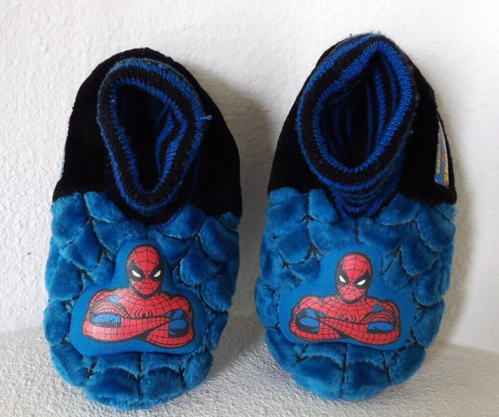 Marvel Spiderman Plush Slippers/Shoes For Toddlers/Kids Comfy Fun & Warm Size 10