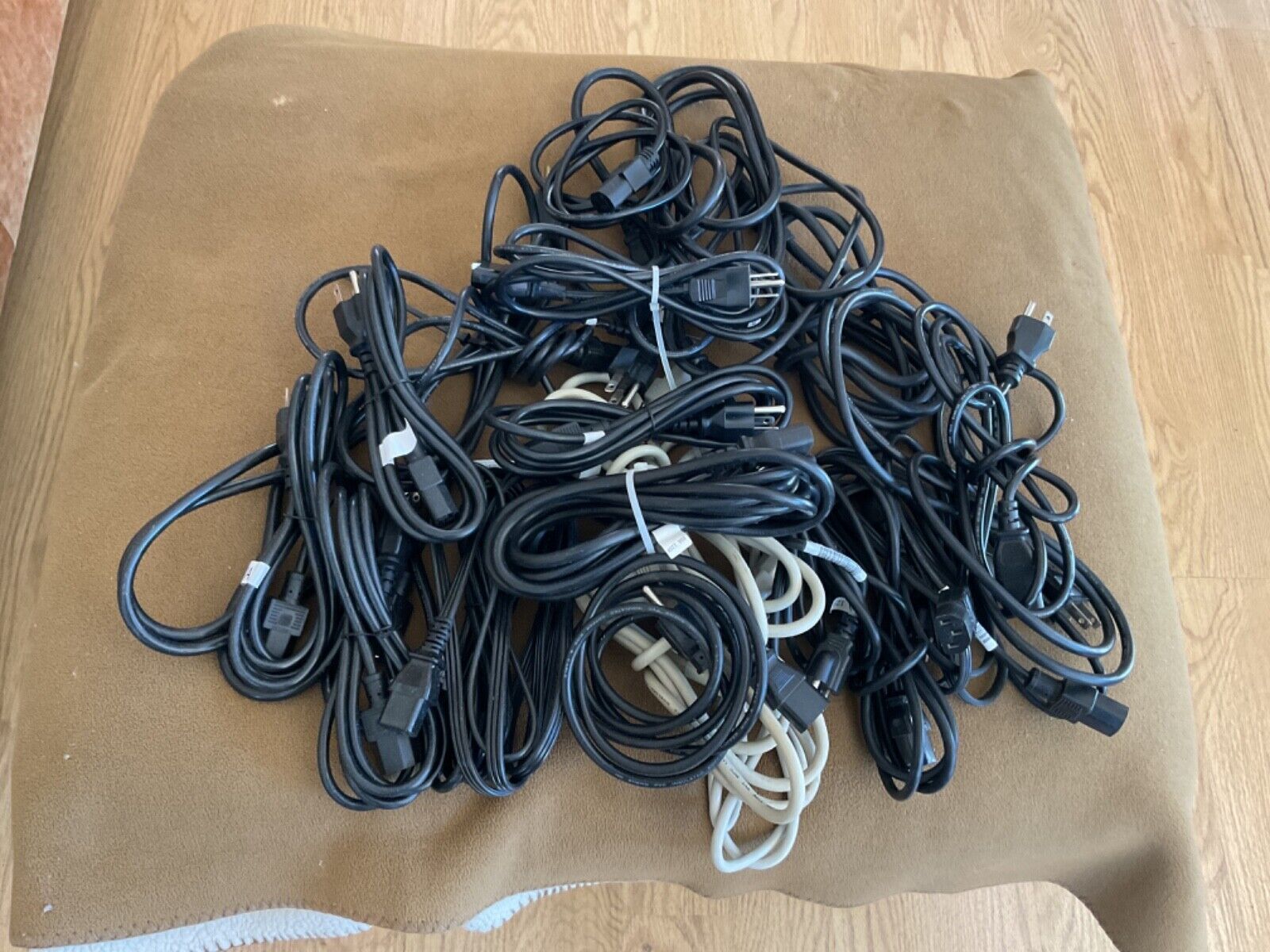 Lot of 25 Power Cables 6FT PC/Computer/Printer Power Cords. Good Condition.