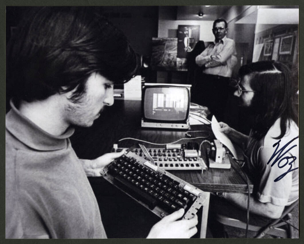 Steve Woz Wozniak SIGNED 8x10 PHOTO Co-Founder APPLE I Jobs COMPUTER AUTOGRAPHED