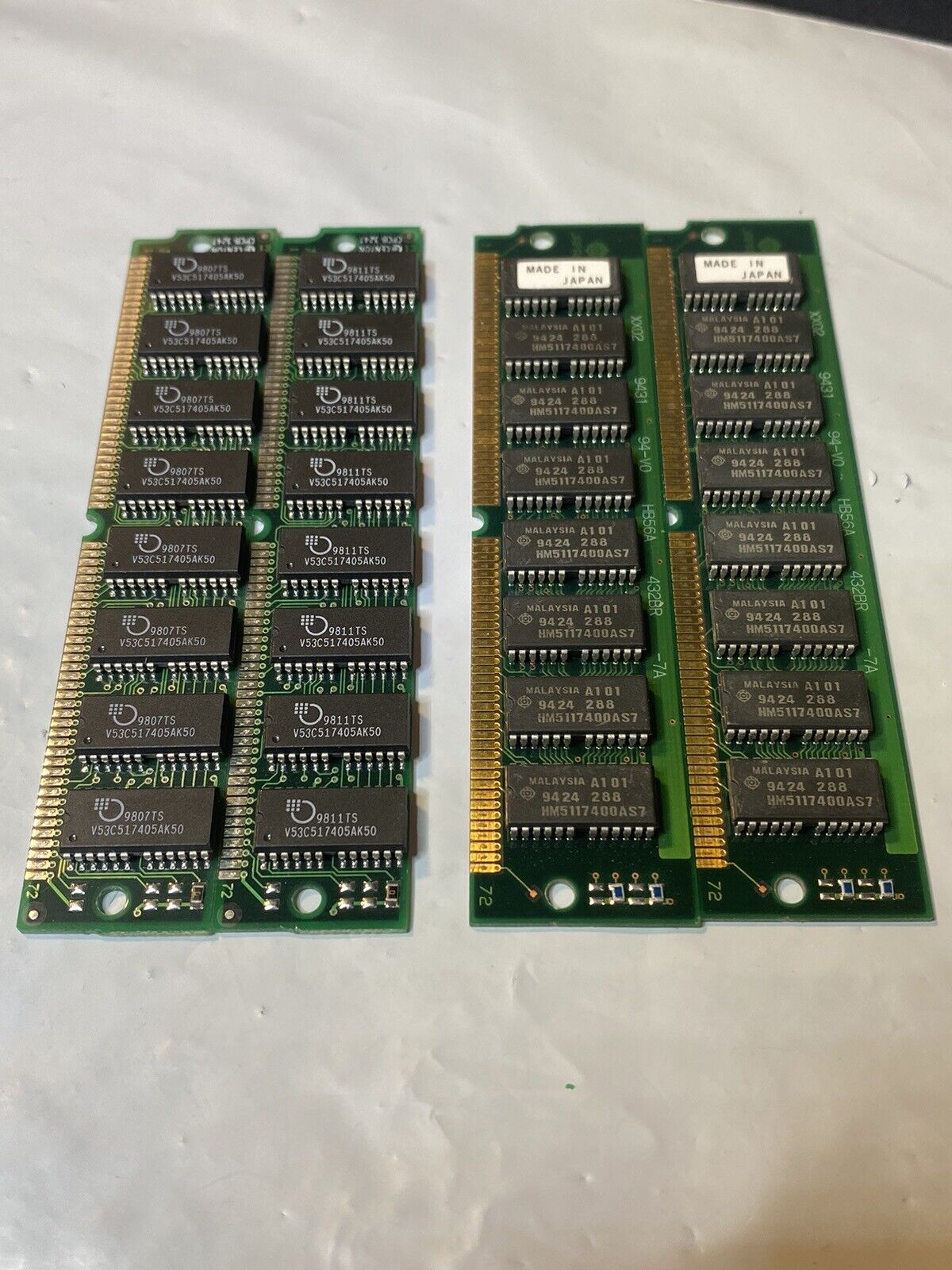 Lot of 4 Vtg RAM Memory Sticks 72pin:  Ea Silver Labeled 24. Gold Labeled Japan