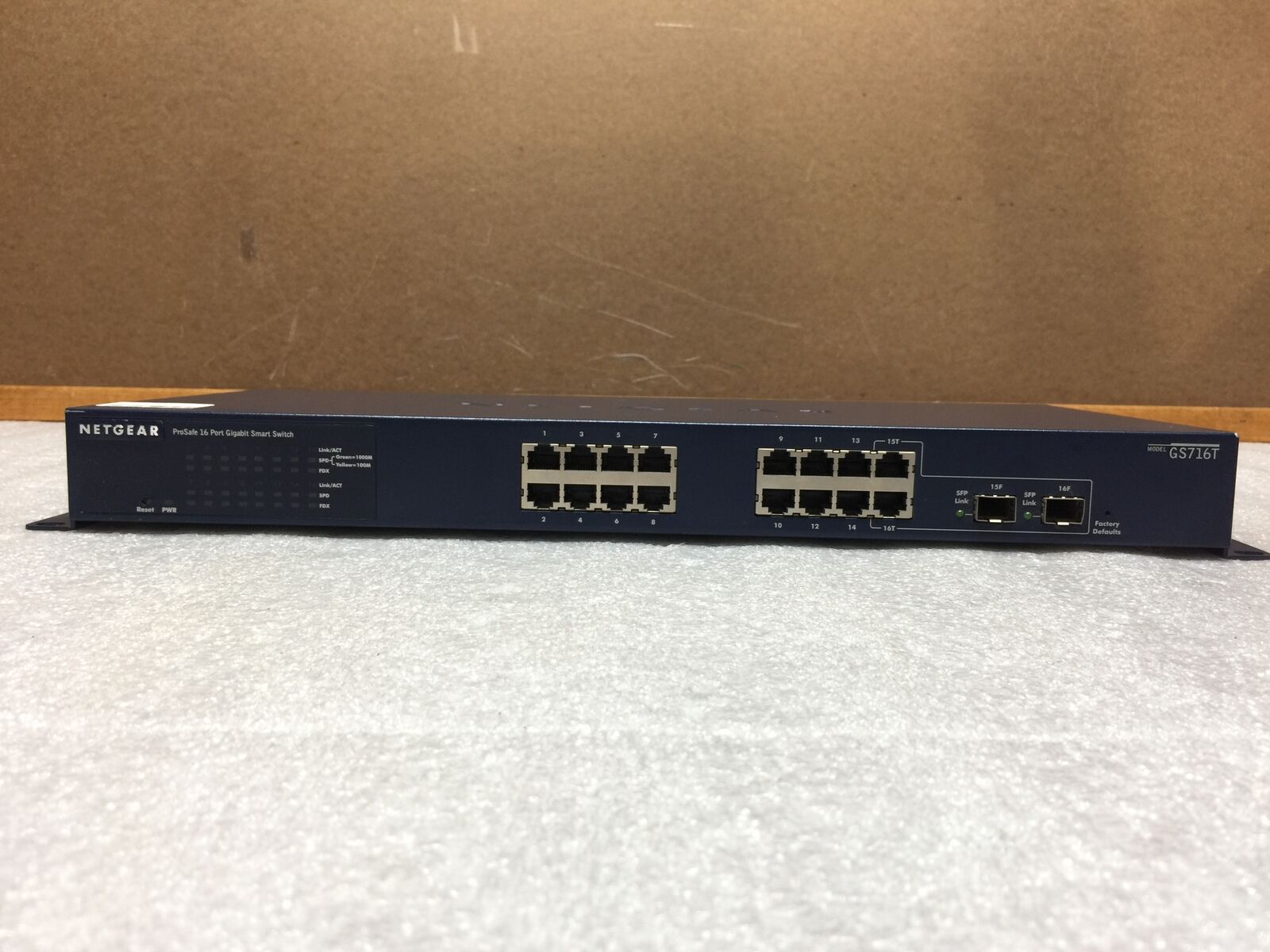 Dell PowerConnect 5324 24-Port Gigabit Network Ethernet Switch, Tested/Reset