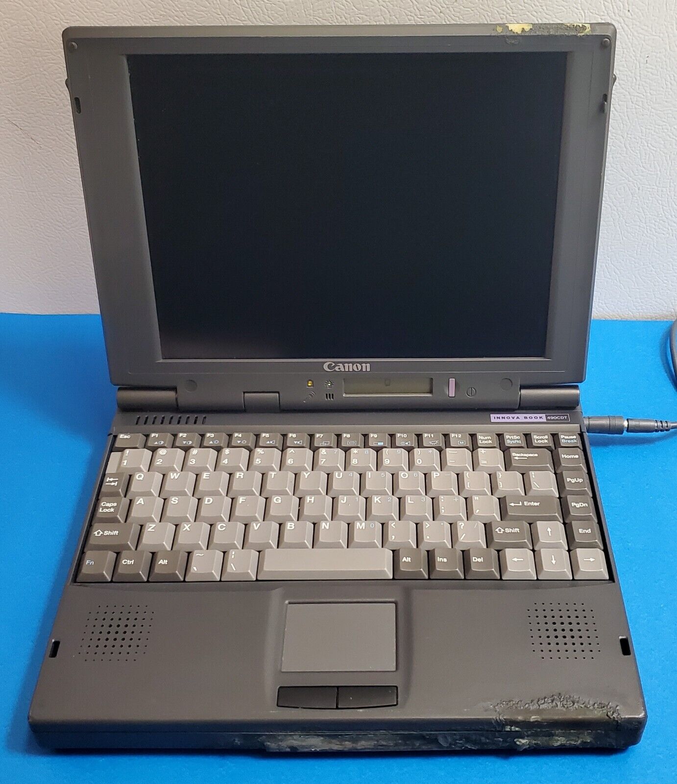 RARE Vintage Canon Innova Book 490CDT Retro Laptop Computer Untested Sold As is