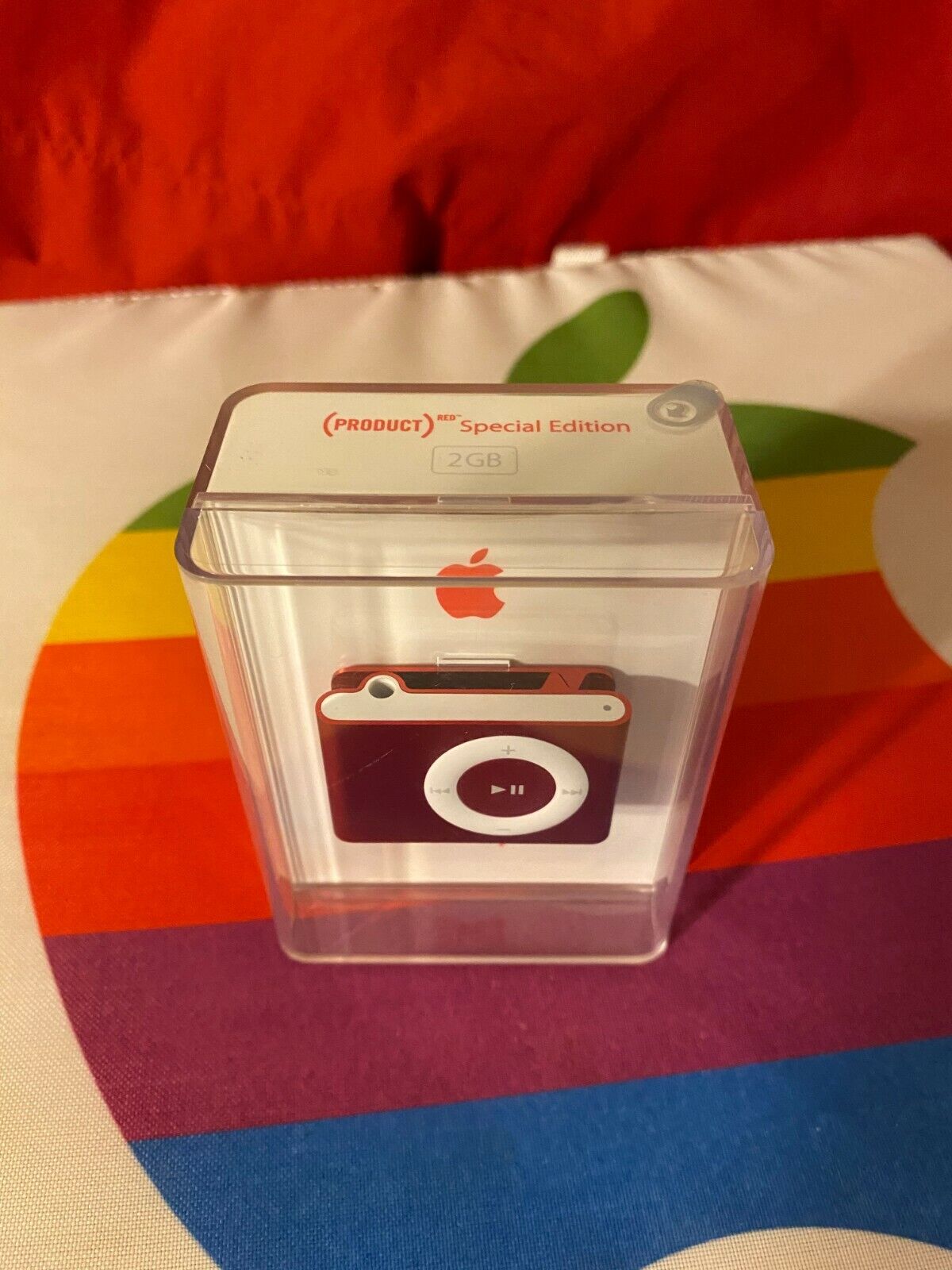 RARE SEALED NEW OOP APPLE iPod SHUFFLE 2 GB PRODUCT RED Special EDITION (RED)