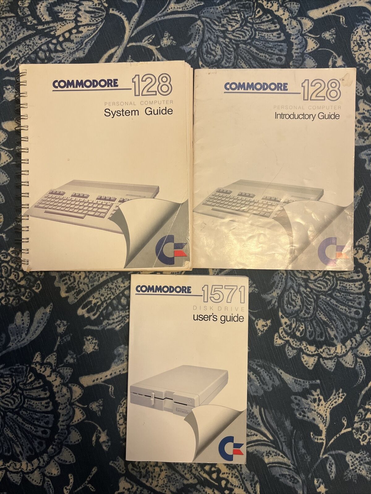 Commodore 128 Personal Computer Introductory & System + 1571 Drive Guide Lot