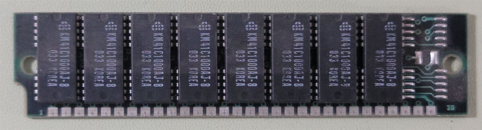Samsung KMM581000A-8 SIMM RAM , 30-Pin, 1MX8, 80ns, CMOS, PSMA30