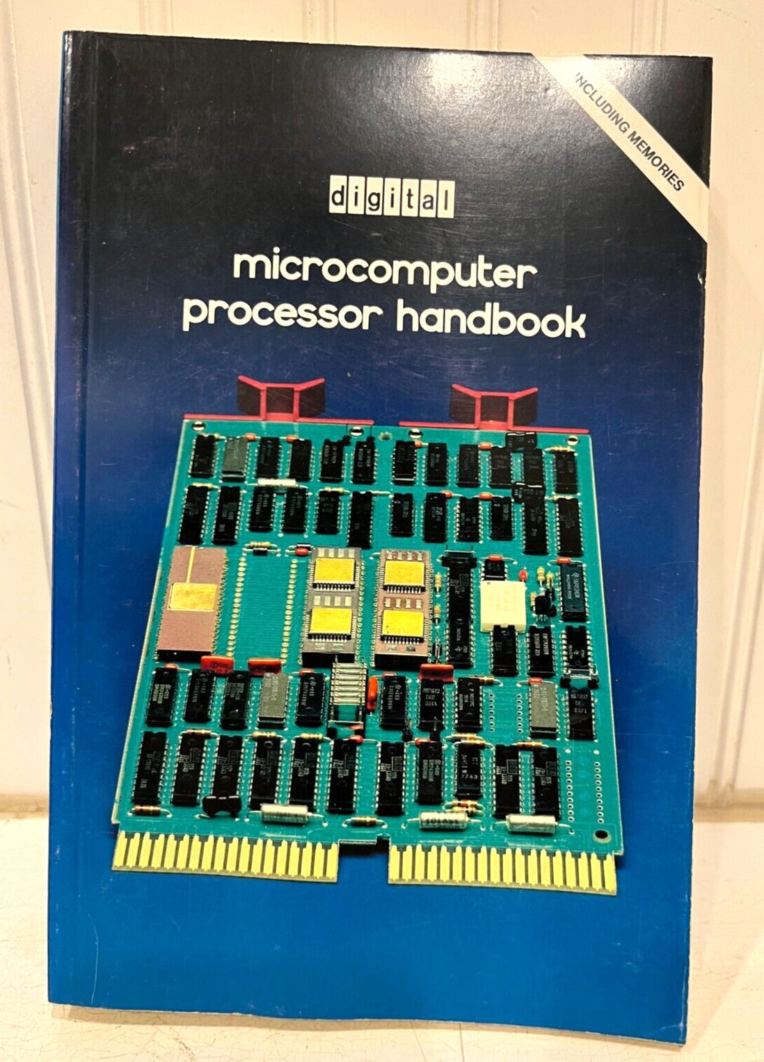 DEC DIGITAL MICROCOMPUTER PROCESSOR HANDBOOK, 1979-80 - VINTAGE COMPUTING