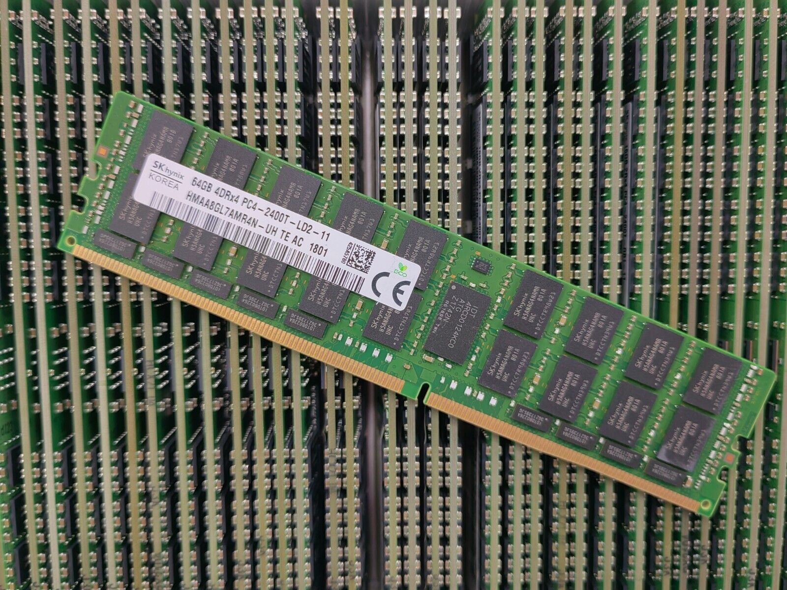 SK hynix 64GB DDR4 2400MHz Server RAM 4DRx4 PC4-2400T-LD HMAA8GL7AMR4N-UH LRDIMM