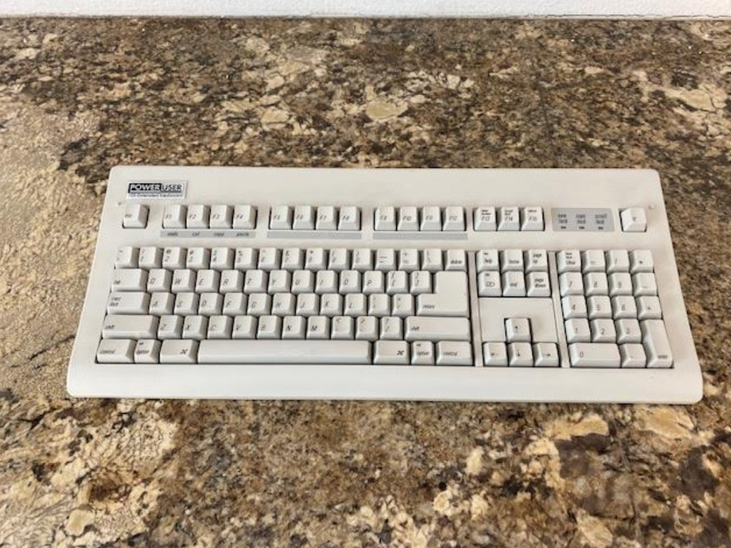 Micro Warehouse Keyboard Power User 105 Apple Macintosh Mac Tactile Clicky Vtg