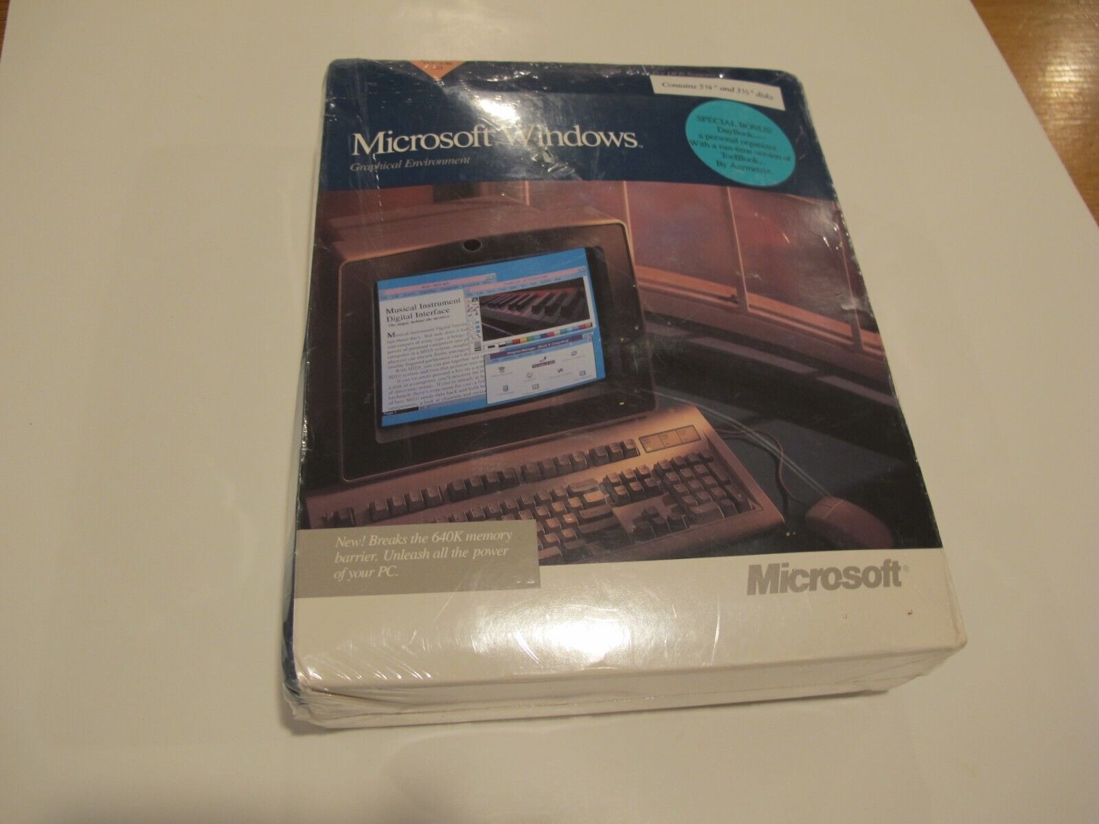 1990,Microsoft Windows 3.0 for Dos original sealed pack.5.25 & 3.5 discs w bonus