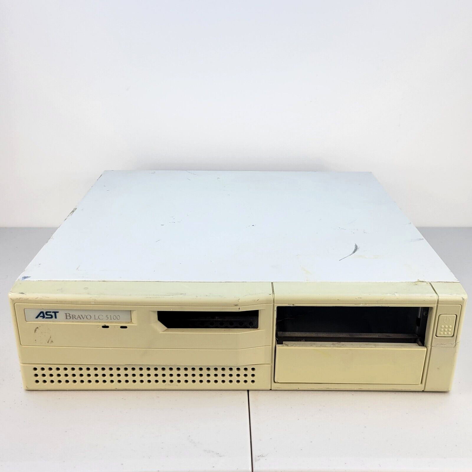 AST Research Bravo LC 5100 Desktop PC Computer Scientific Software 1200W Vintage