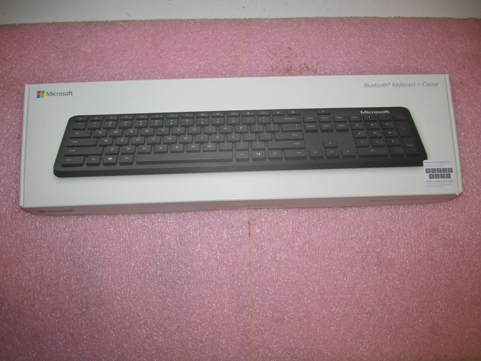 Microsoft Bluetooth Wireless Keyboard US English 1898 / QSZ-00001