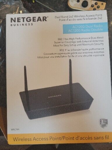 NETGEAR Wireless Desktop Access Point WAC104 Dual-Band AC1200 802.11ac Brand New