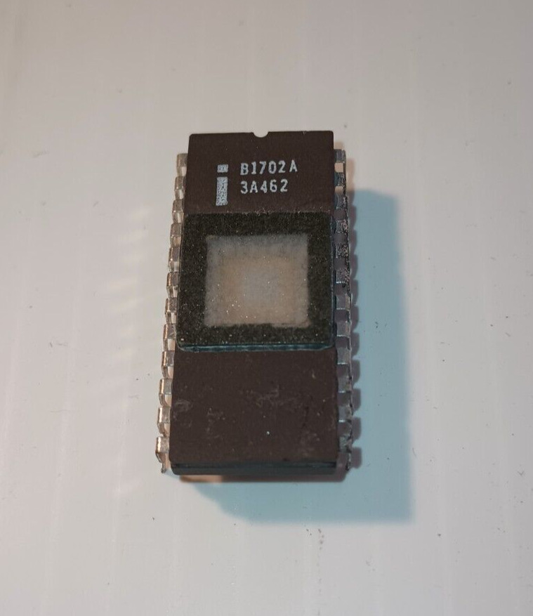 QTY. 16   VINTAGE EPROM  INTEL B1702A   ERASED- SHIPS FROM THE USA 