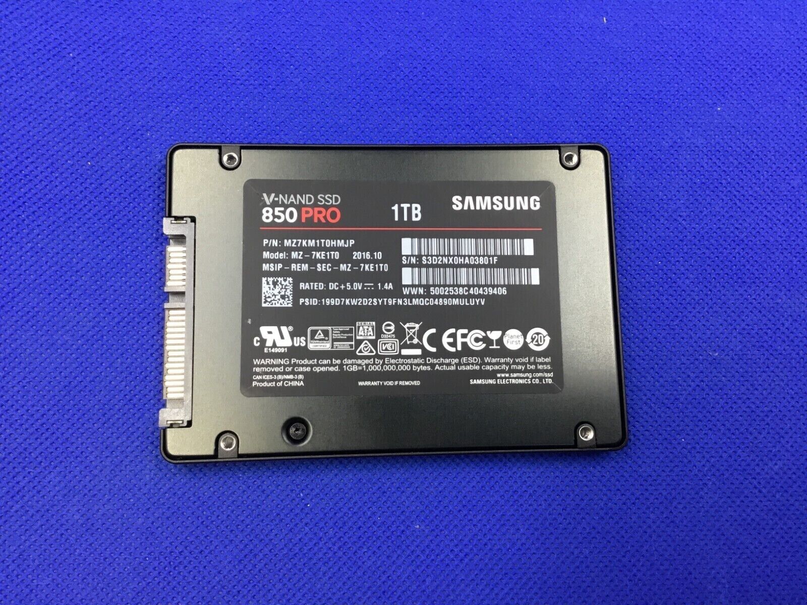 MZ-7KE1T0 Samsung 850 Pro Series 1TB 2.5  SATA3 SSD MZ-7KE1T0BW HDD hard drive