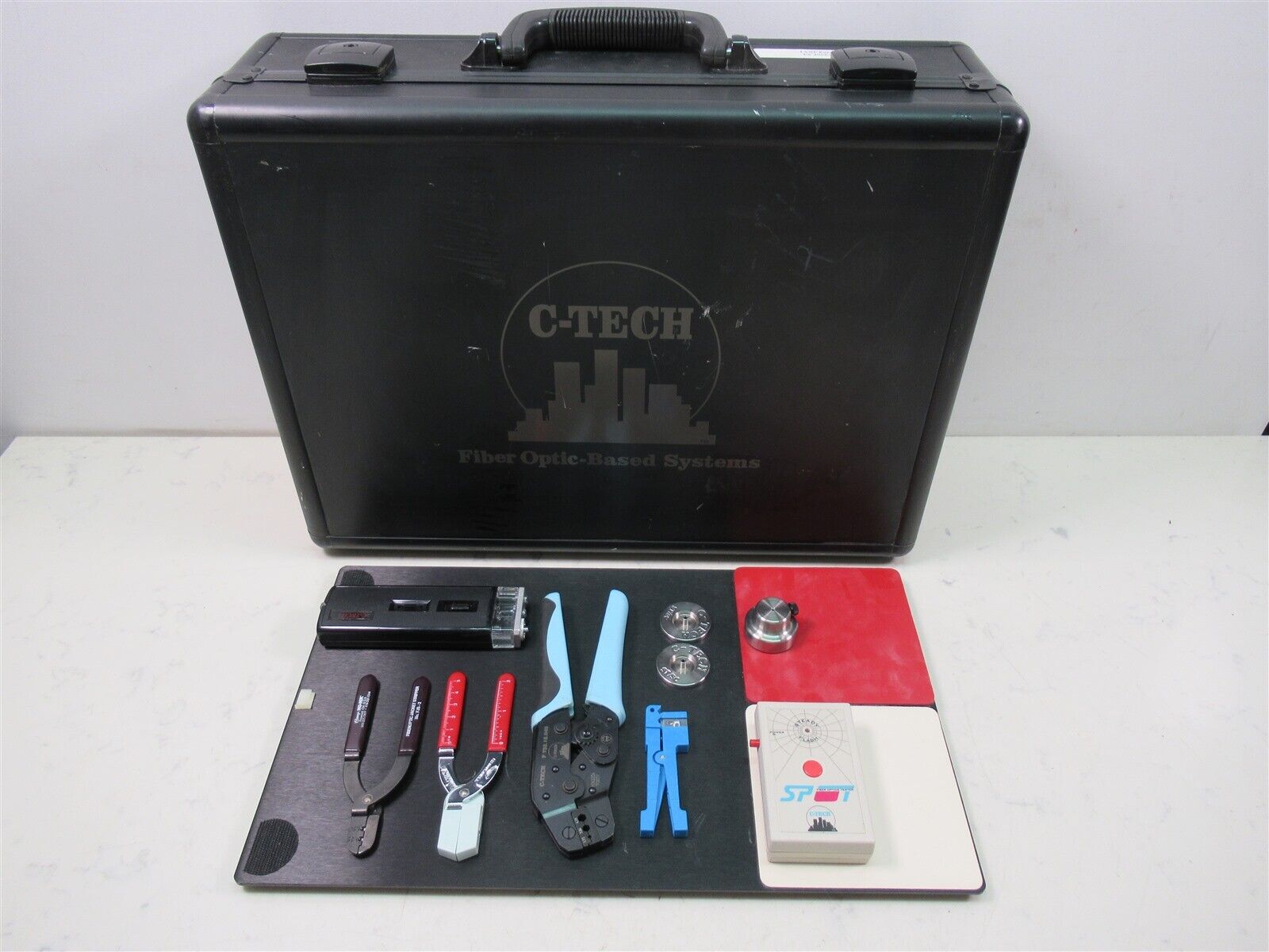 C-Tech Fiber Optic Systems Tool Kit Strippers Crimpers SPOT Tester w/ Hard Case 