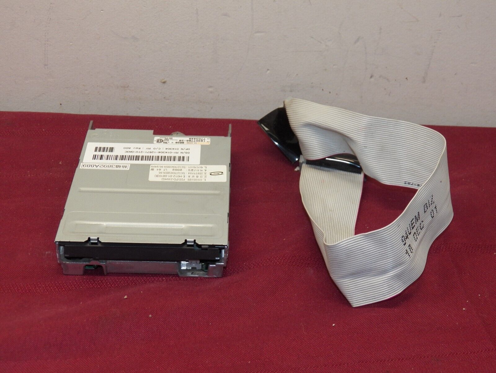 OEM Dell 1K304 TEAC 3.5 Inch 1.44MB Floppy Disk Drive With Cable