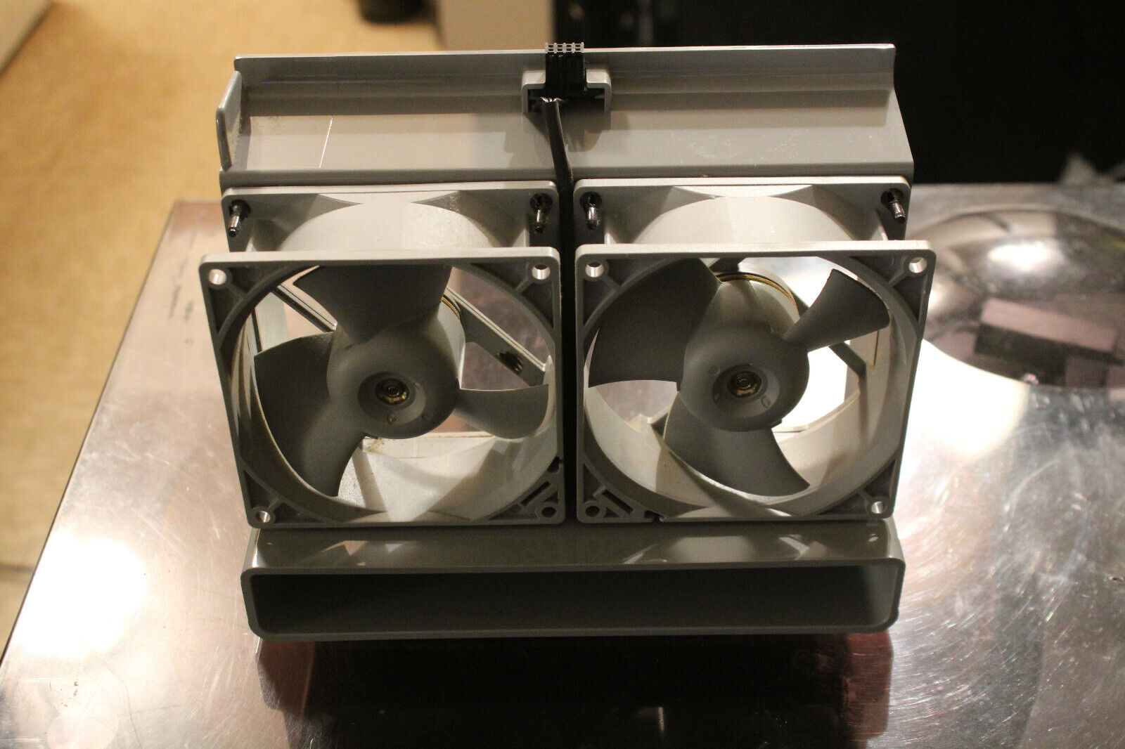 Apple Power Macintosh G5 Dual Cooling Fan