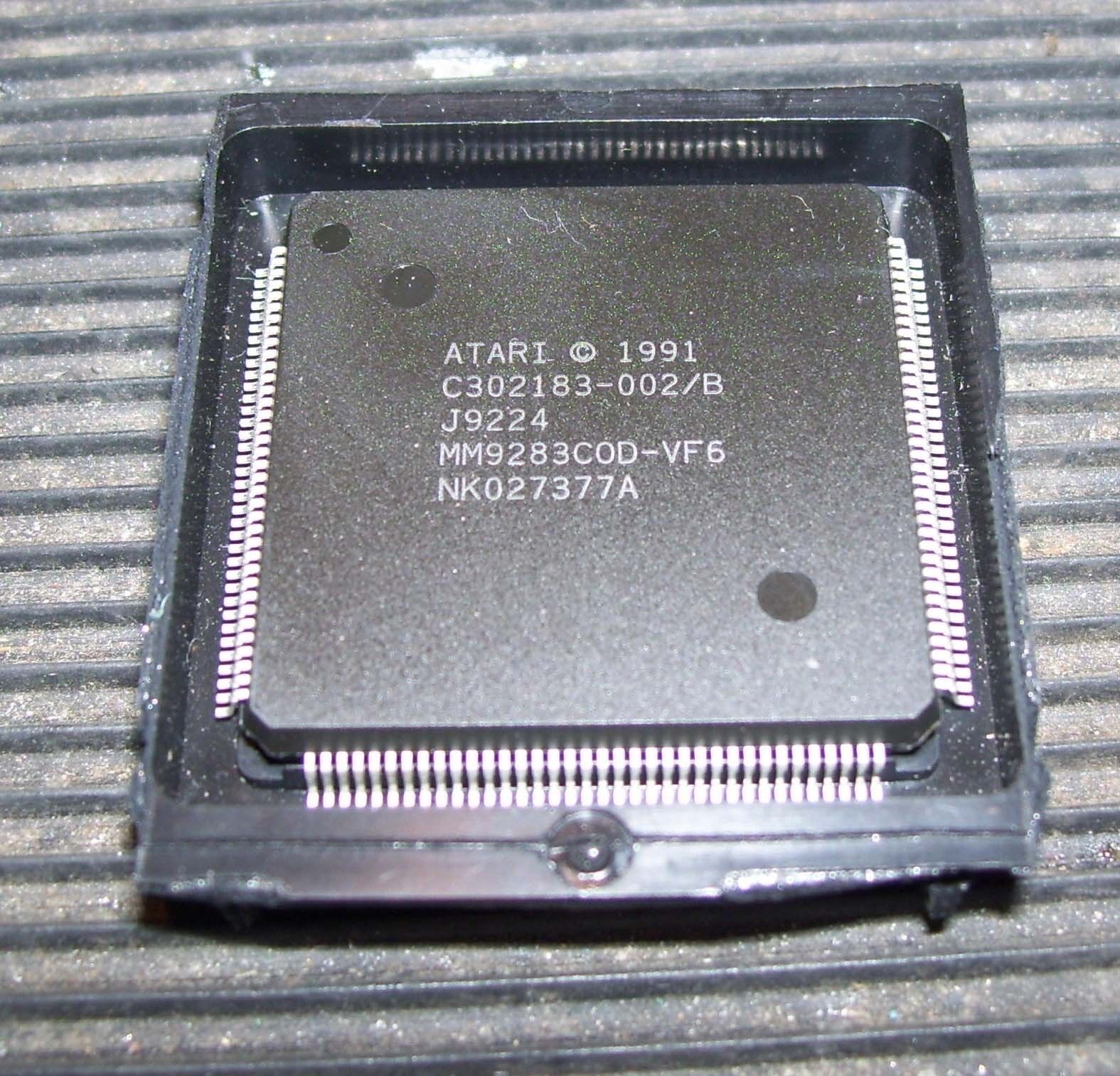 NEW Atari 520 1040 STE Mega STE SMT MCU + Glue + Blitter 144 Pin IC C302183-002